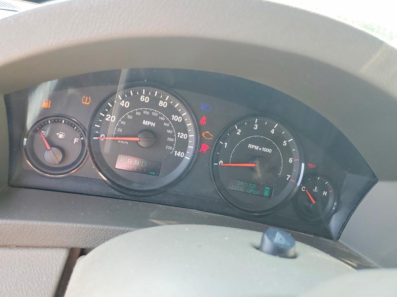2006 Jeep Grand Cherokee Laredo White vin: 1J8GS48K16C310504