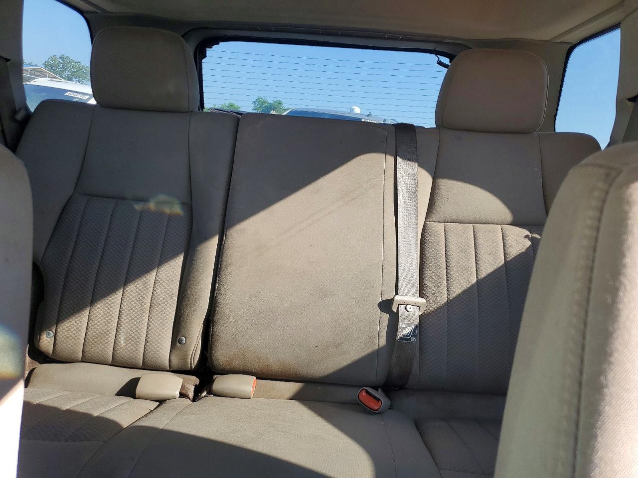 2006 Jeep Grand Cherokee Laredo White vin: 1J8GS48K16C310504