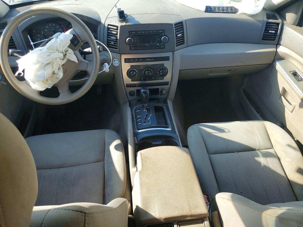 2006 Jeep Grand Cherokee Laredo White vin: 1J8GS48K16C310504