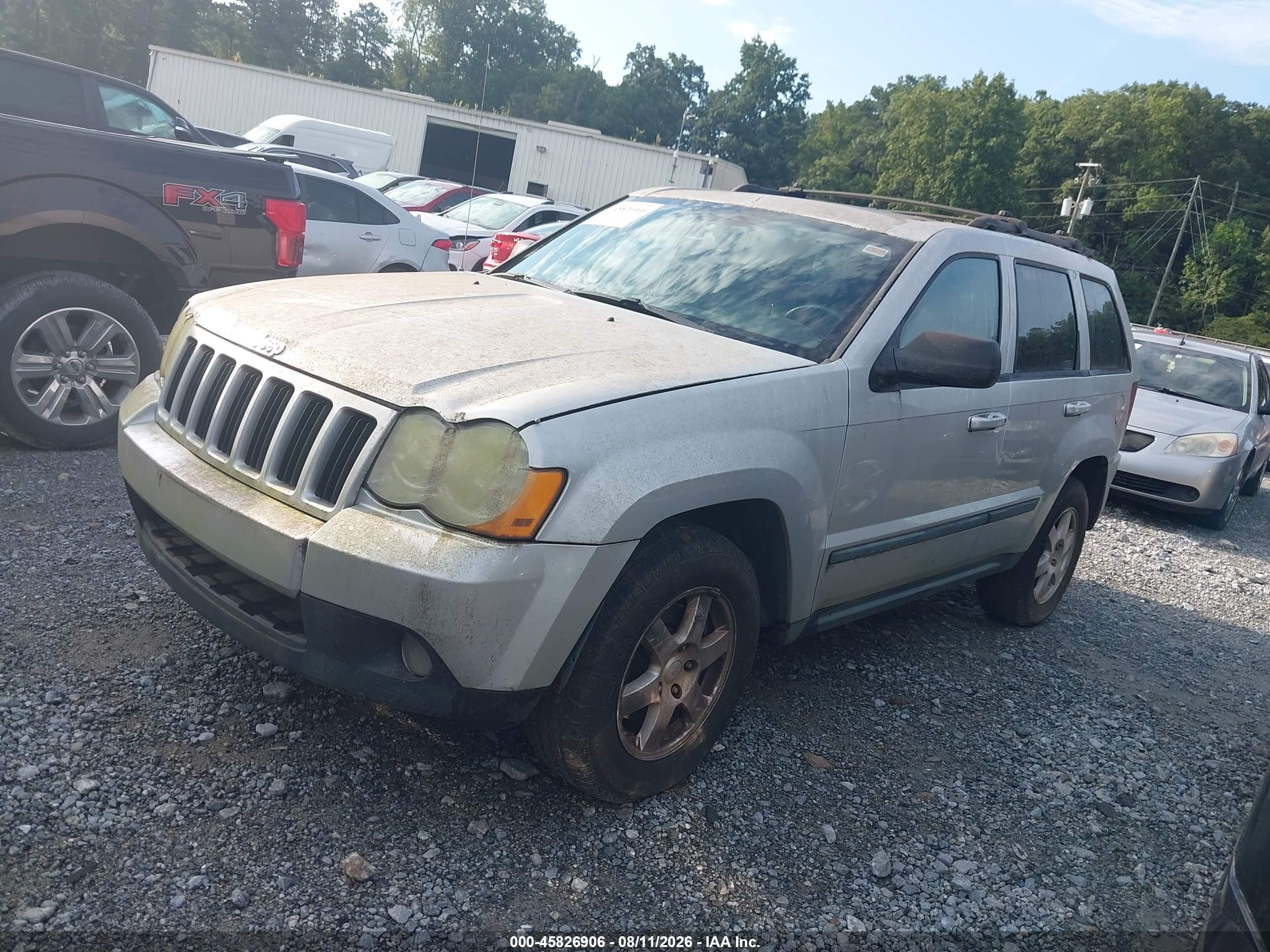 2008 Jeep Grand Cherokee Laredo Silver vin: 1J8GS48K18C106319