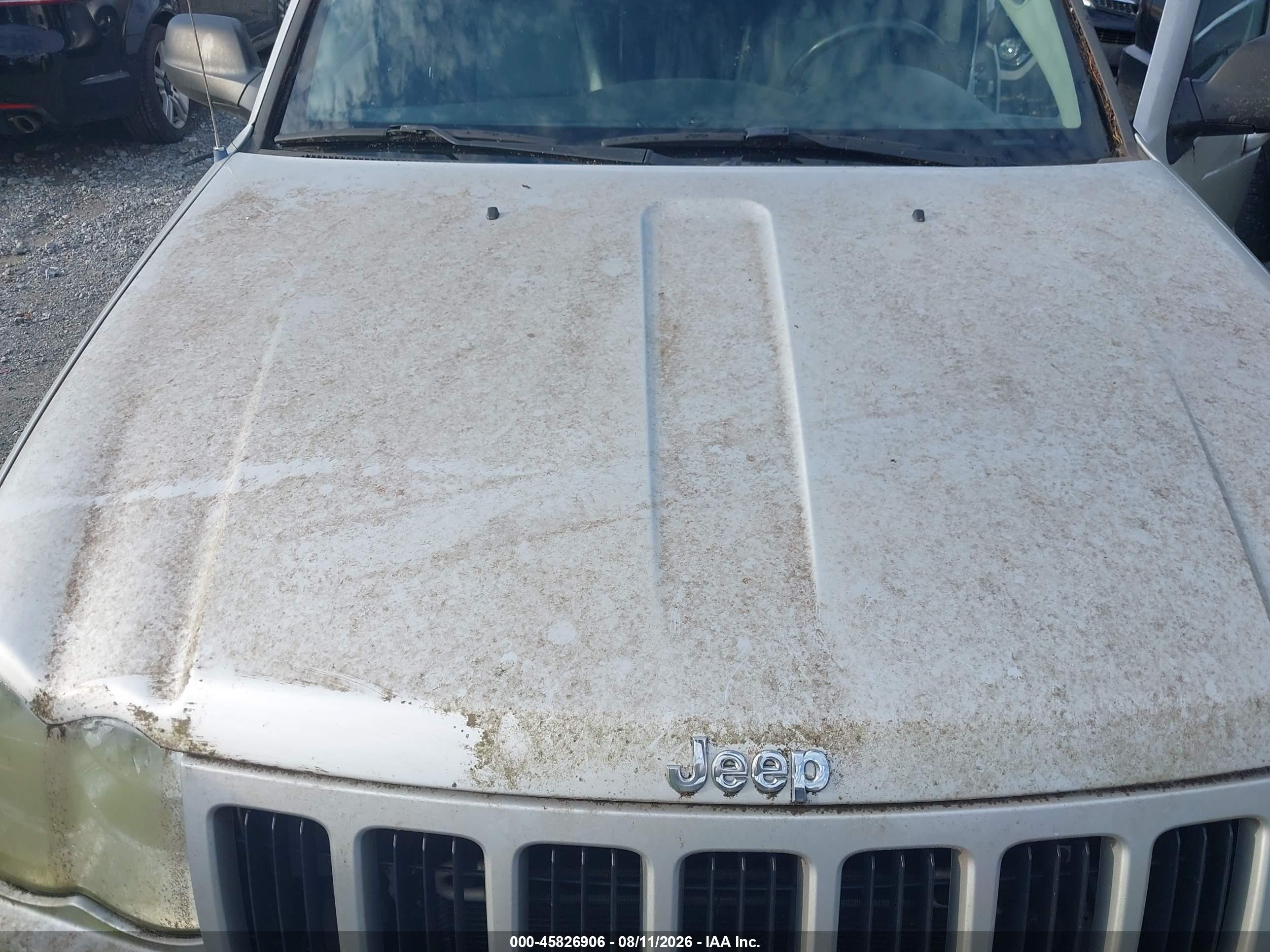 2008 Jeep Grand Cherokee Laredo Silver vin: 1J8GS48K18C106319