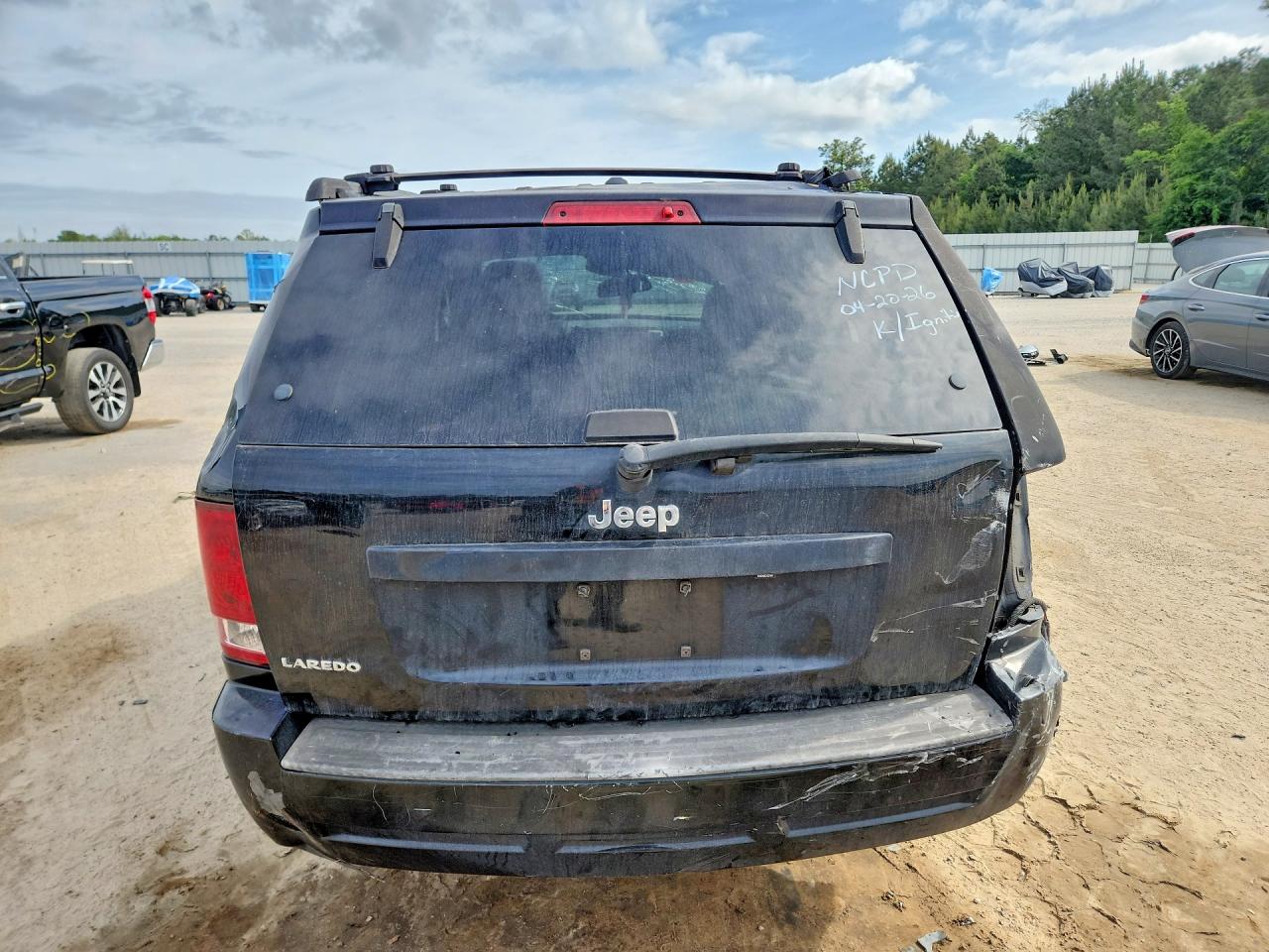 2008 Jeep Grand Cherokee Laredo Black vin: 1J8GS48K18C129115