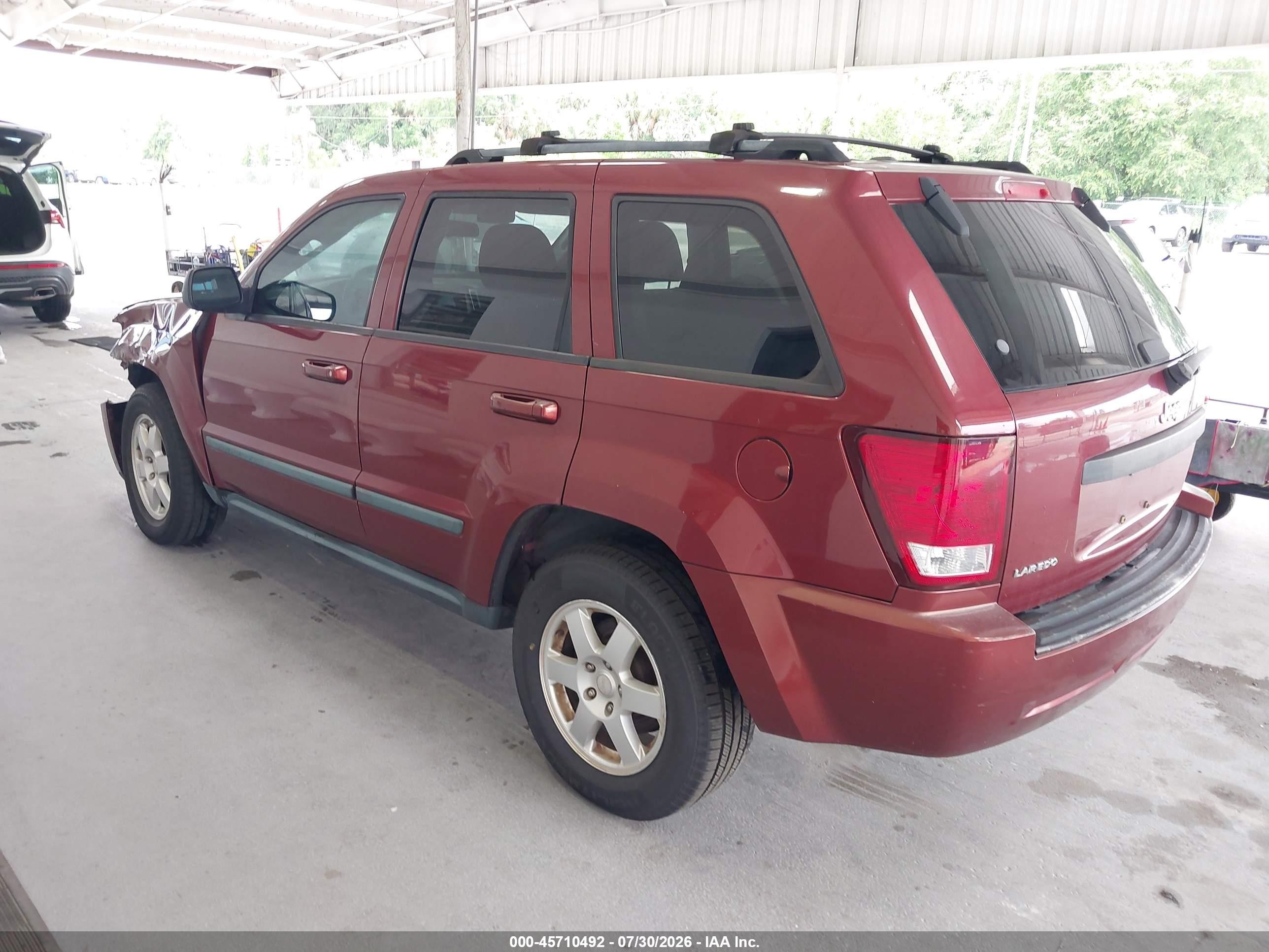 2008 Jeep Grand Cherokee Laredo Maroon vin: 1J8GS48K18C161353