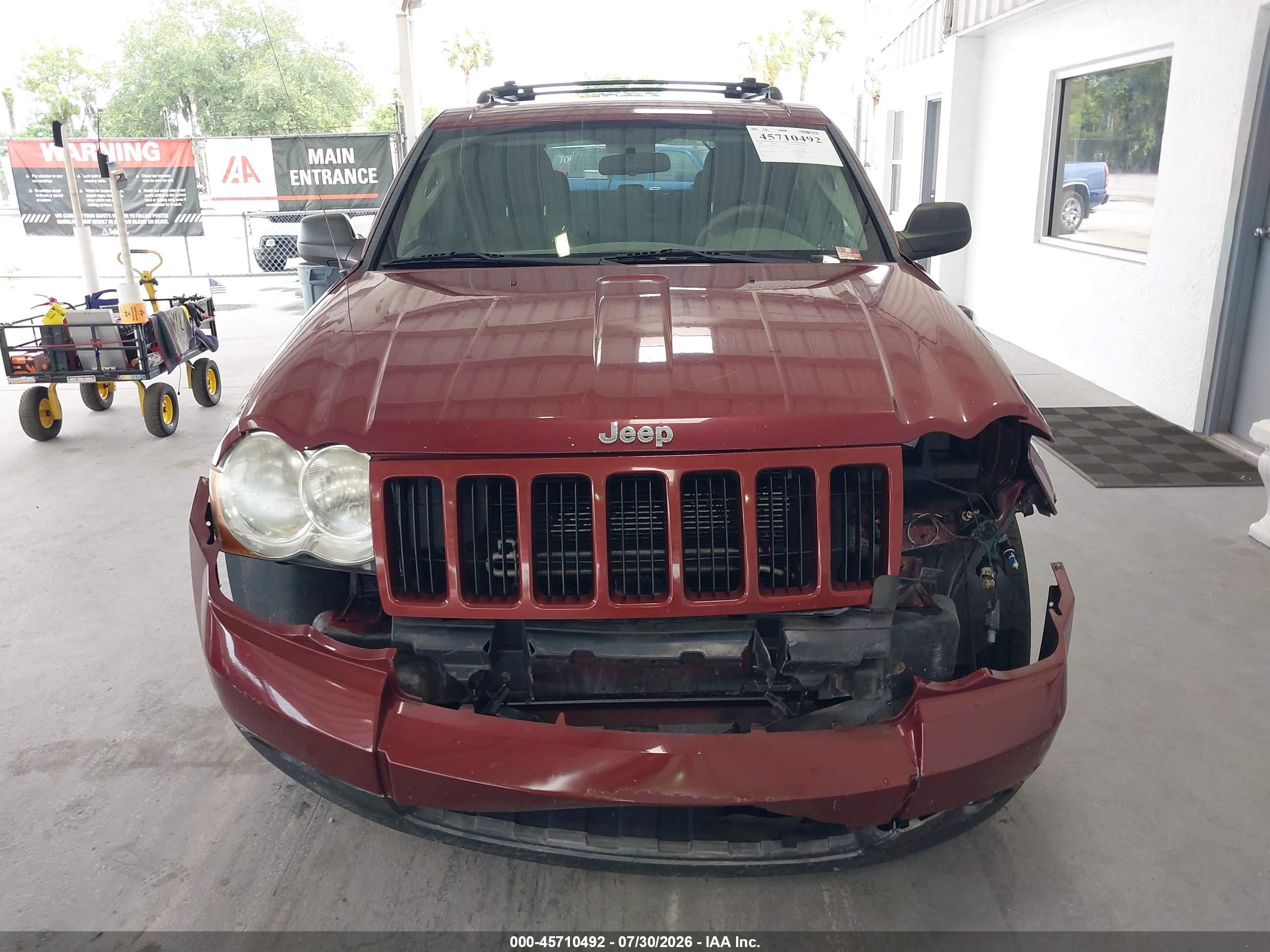 2008 Jeep Grand Cherokee Laredo Maroon vin: 1J8GS48K18C161353
