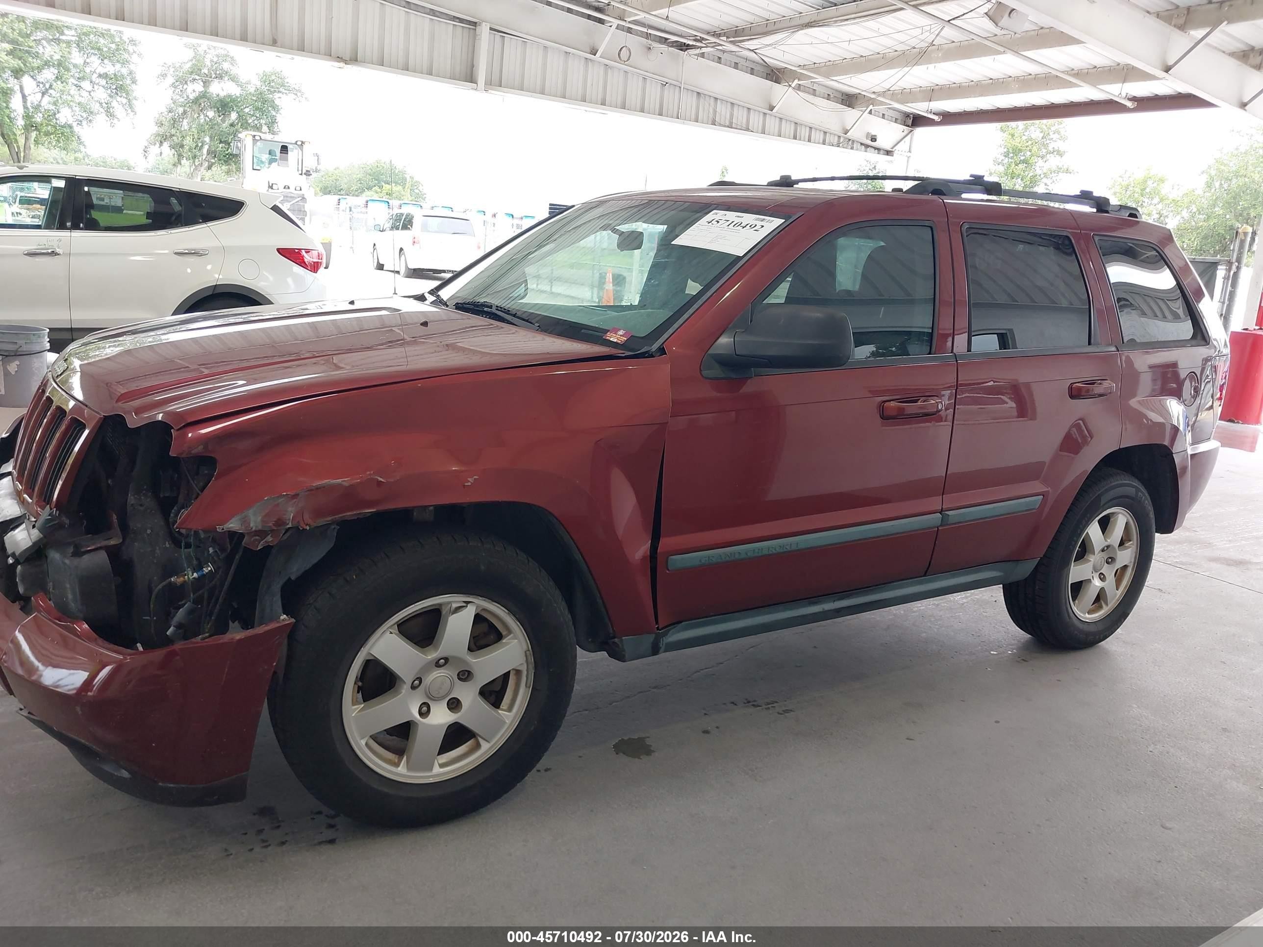 2008 Jeep Grand Cherokee Laredo Maroon vin: 1J8GS48K18C161353