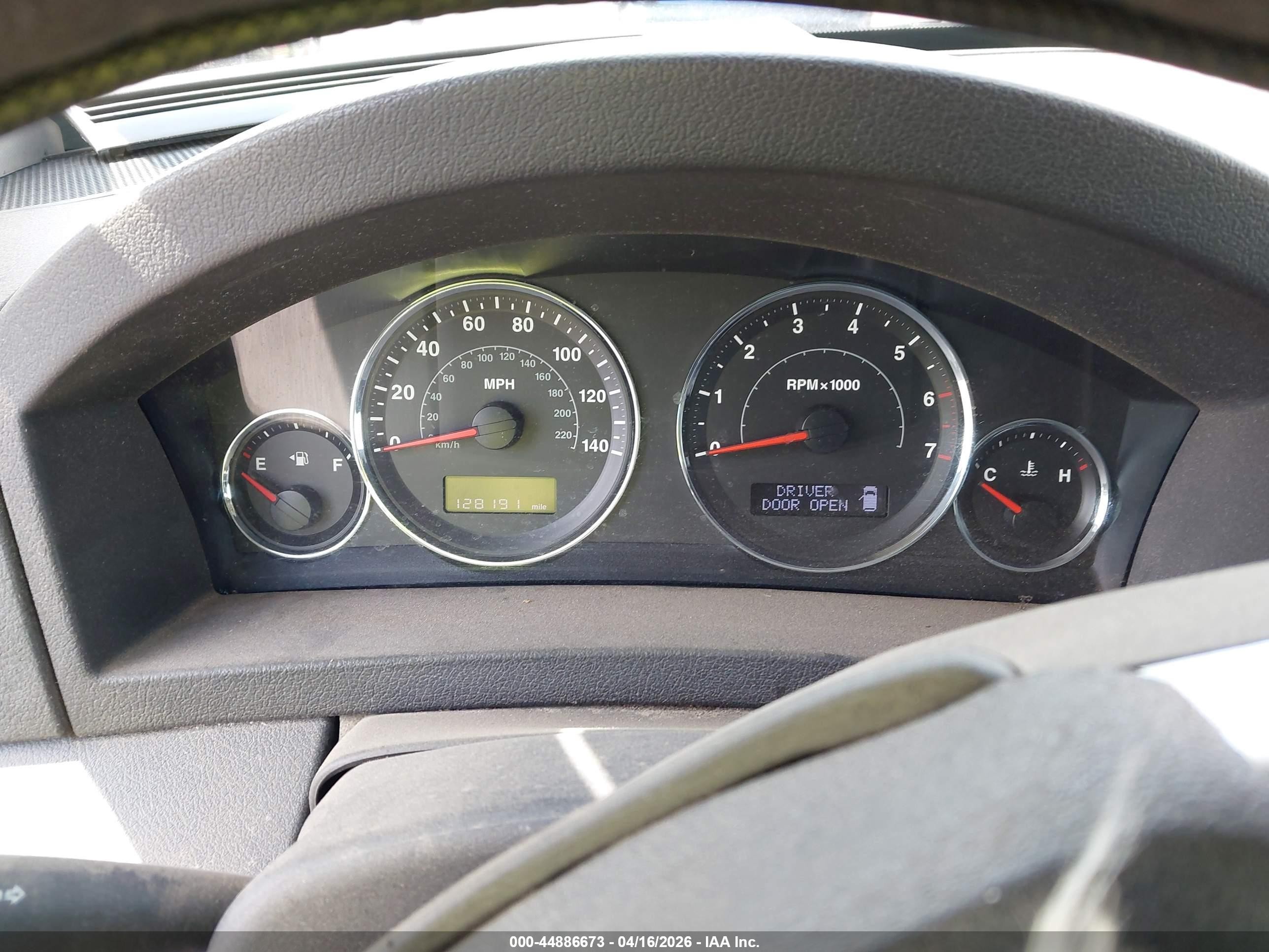 2008 Jeep Grand Cherokee Laredo Gray vin: 1J8GS48K18C162244