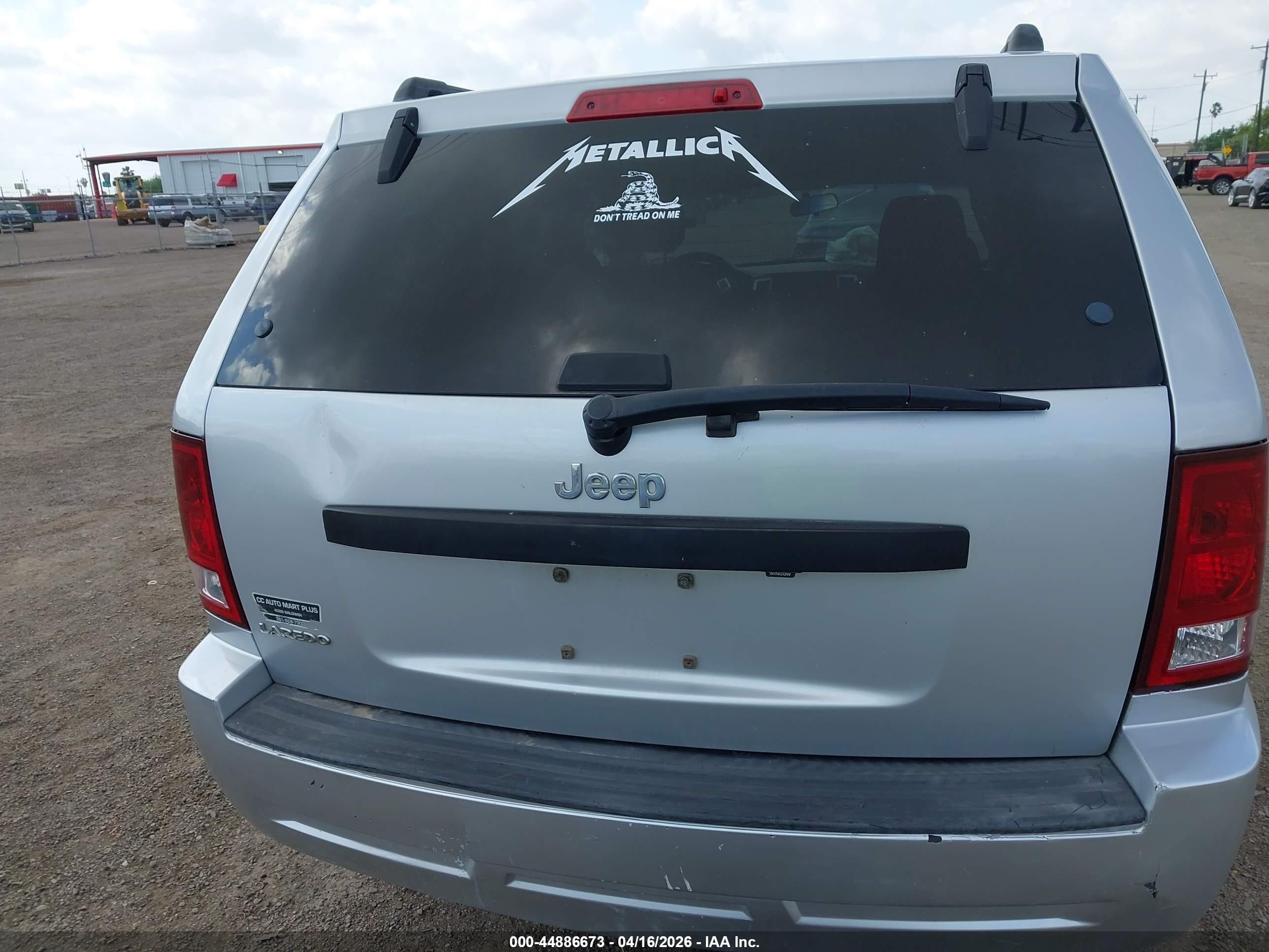2008 Jeep Grand Cherokee Laredo Gray vin: 1J8GS48K18C162244