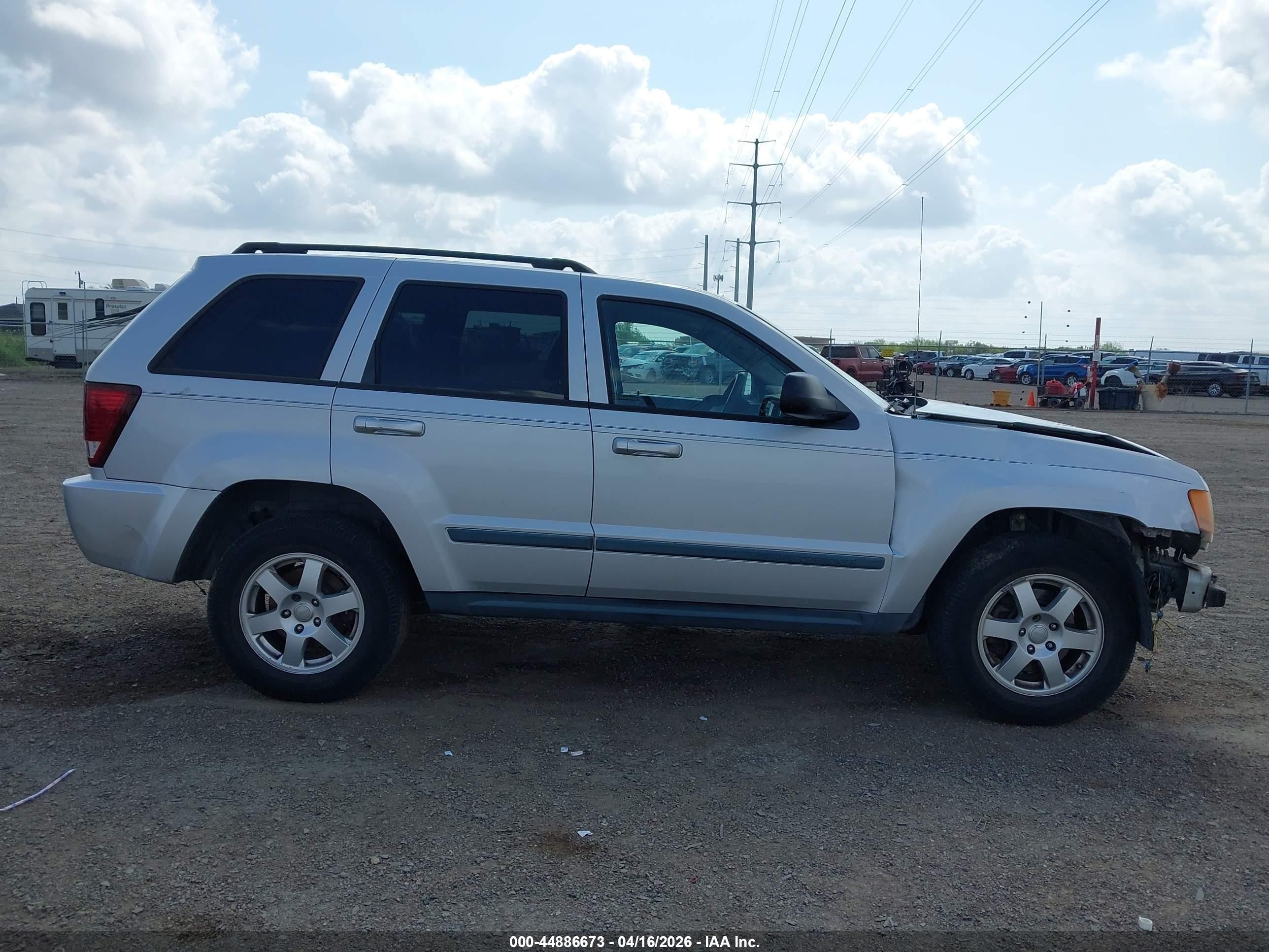 2008 Jeep Grand Cherokee Laredo Gray vin: 1J8GS48K18C162244