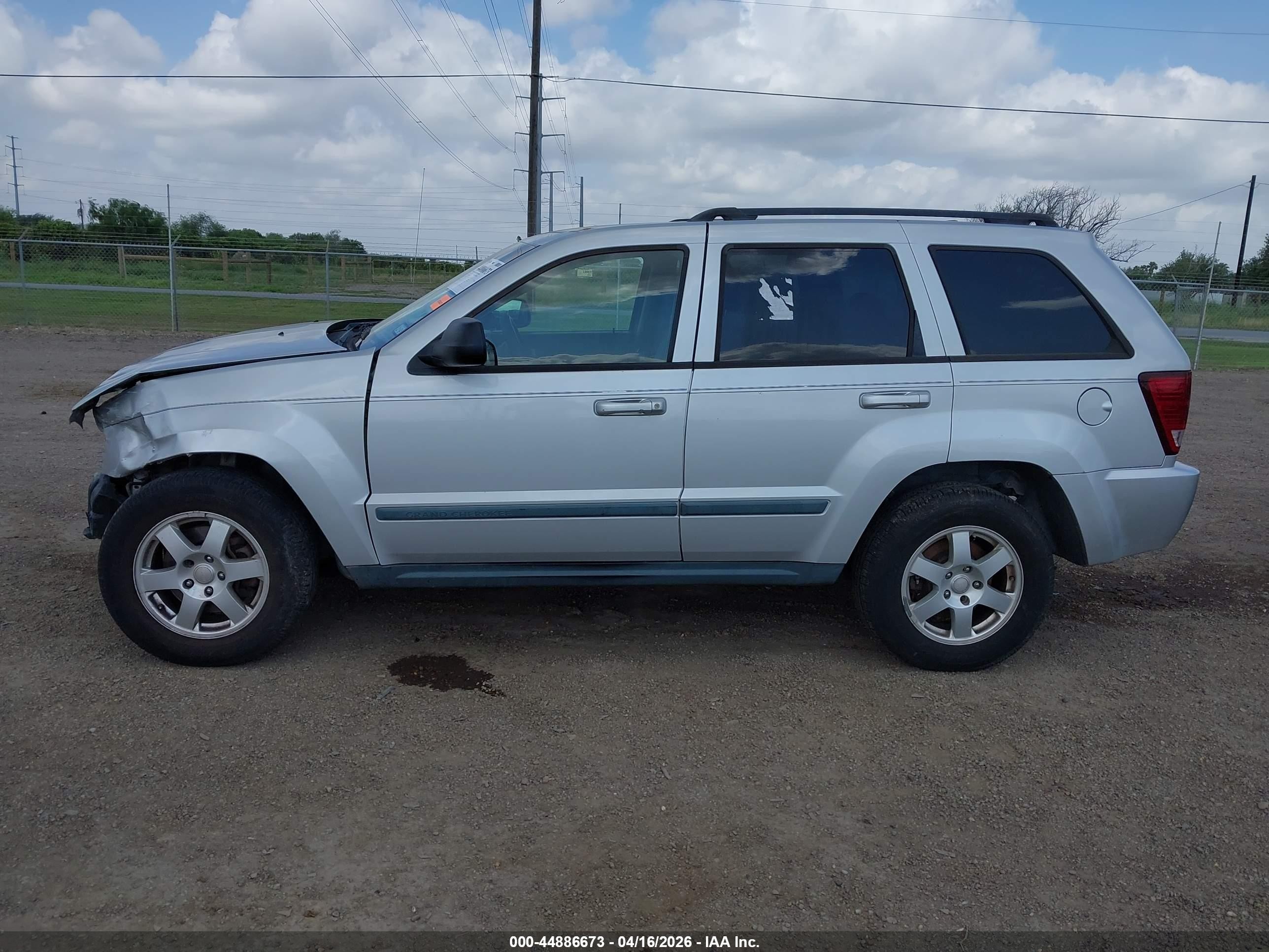 2008 Jeep Grand Cherokee Laredo Gray vin: 1J8GS48K18C162244