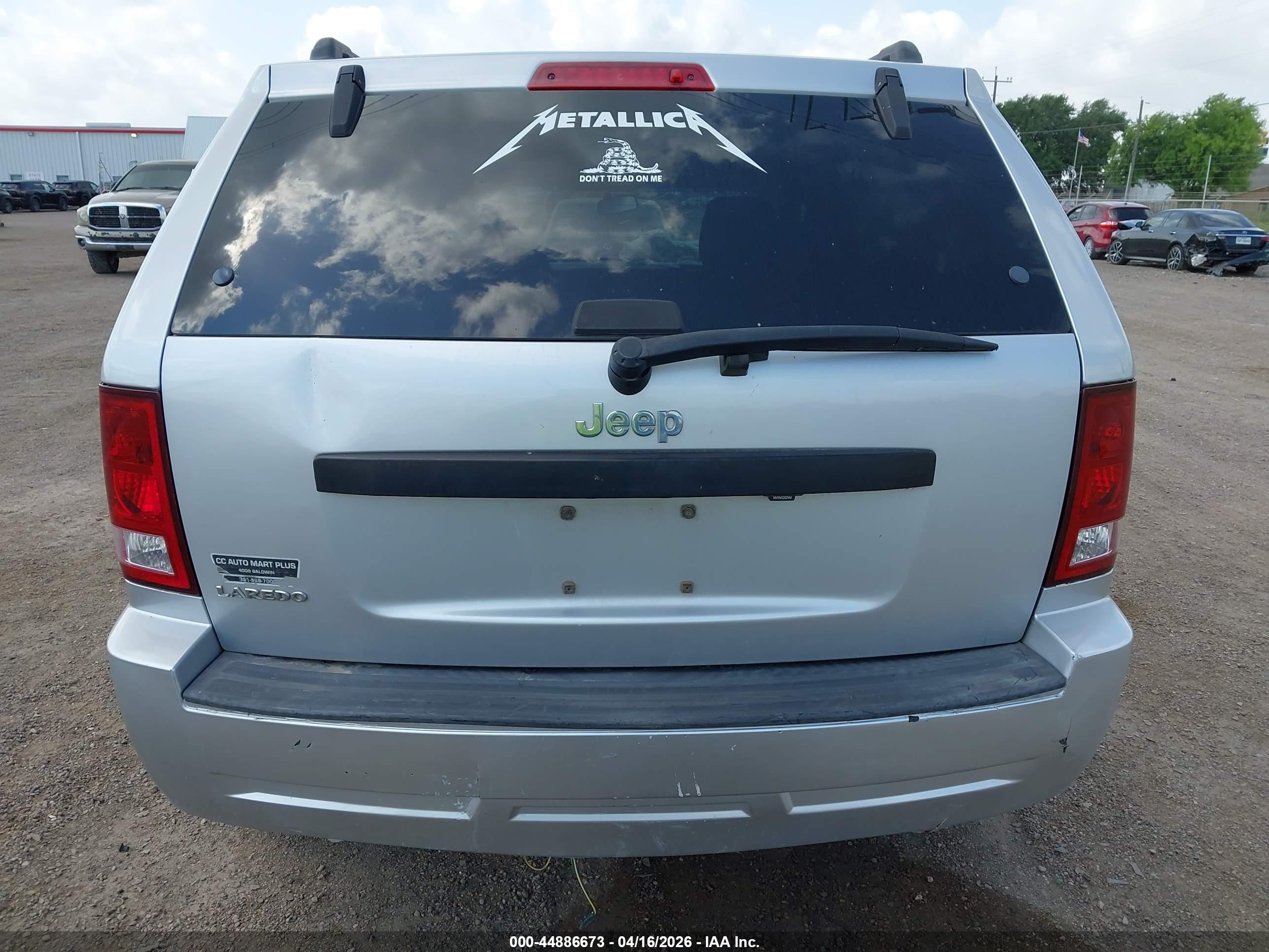 2008 Jeep Grand Cherokee Laredo Gray vin: 1J8GS48K18C162244