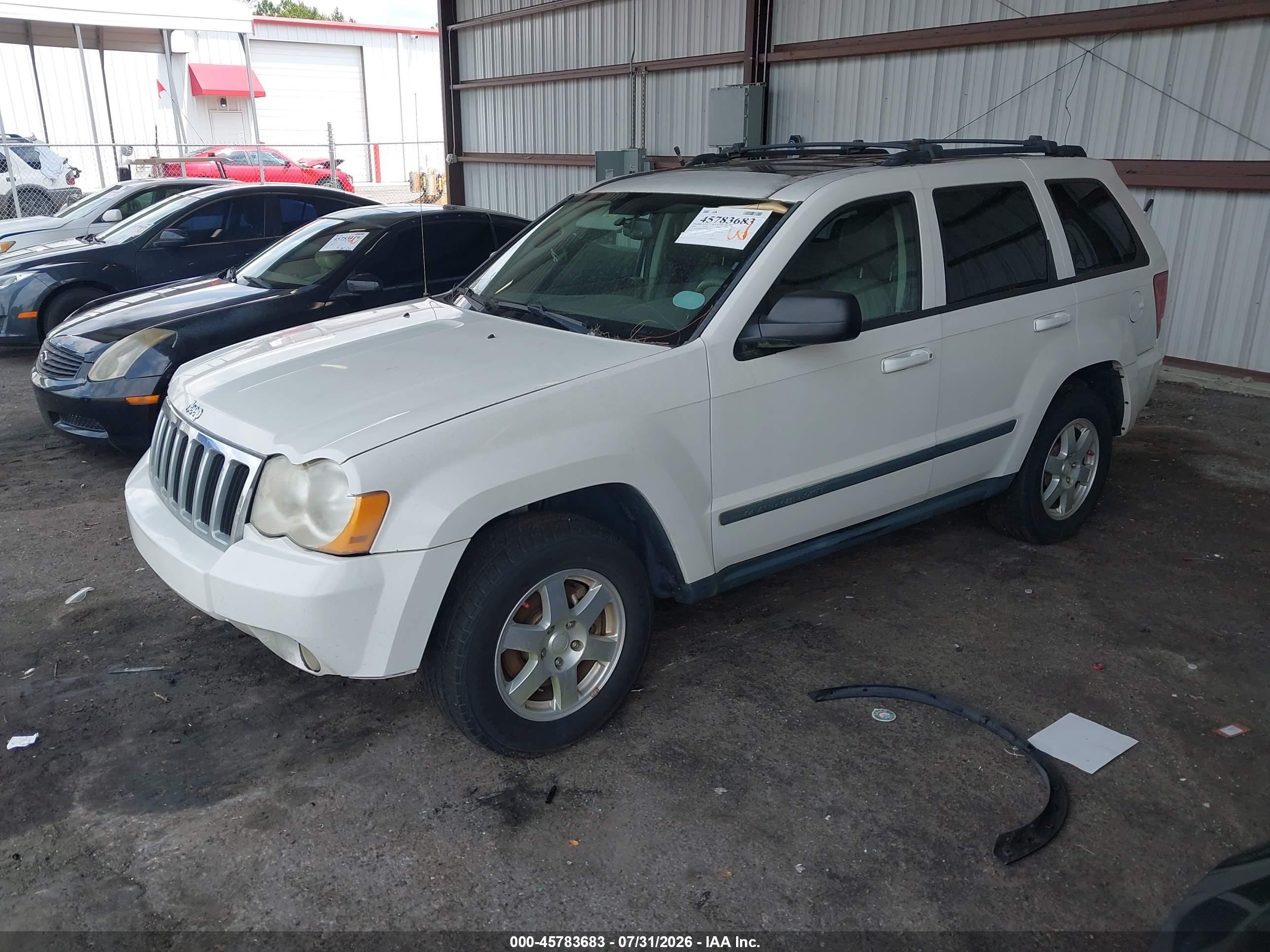 2008 Jeep Grand Cherokee Laredo White vin: 1J8GS48K18C198323