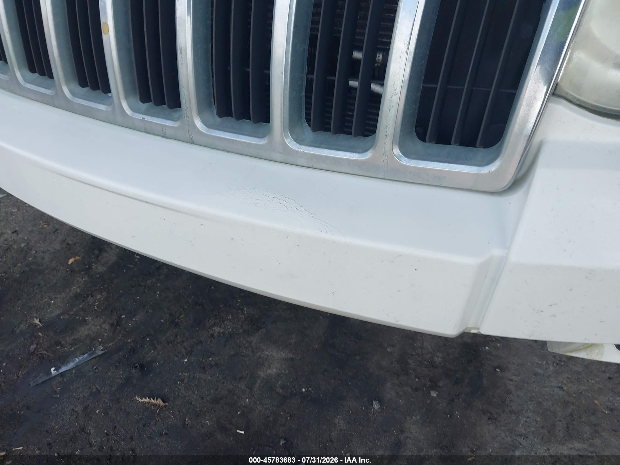 2008 Jeep Grand Cherokee Laredo White vin: 1J8GS48K18C198323