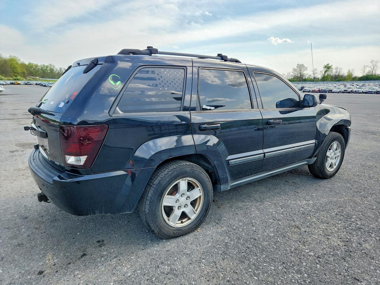 2007 Jeep Grand Cherokee Laredo Черный vin: 1J8GS48K27C516769