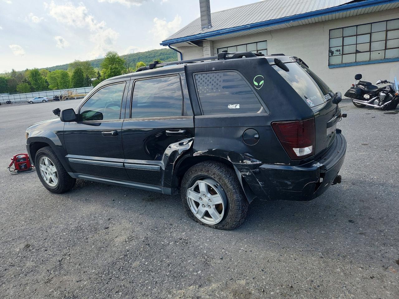 2007 Jeep Grand Cherokee Laredo Черный vin: 1J8GS48K27C516769