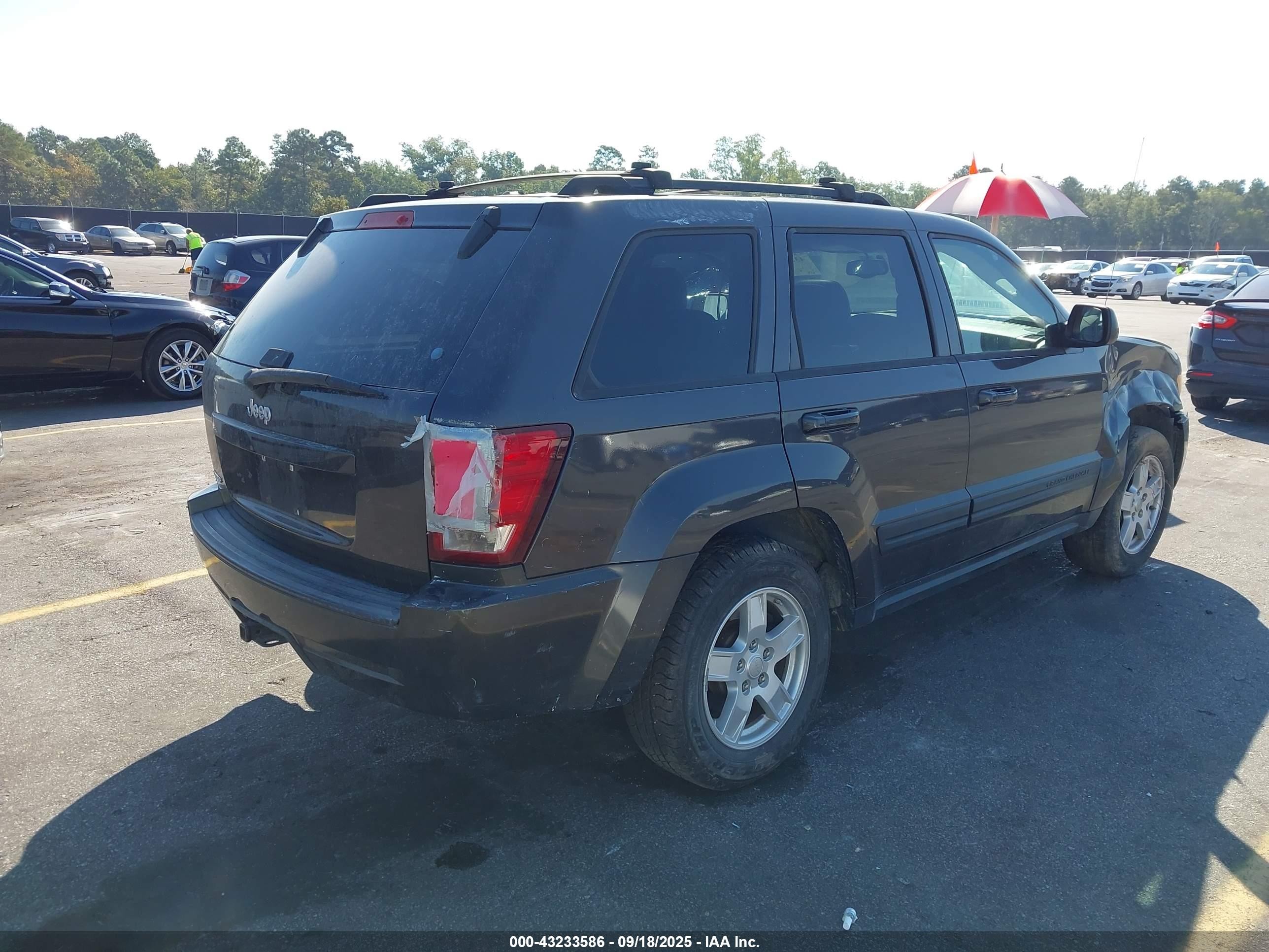 2006 Jeep Grand Cherokee Laredo Серый vin: 1J8GS48K46C143233