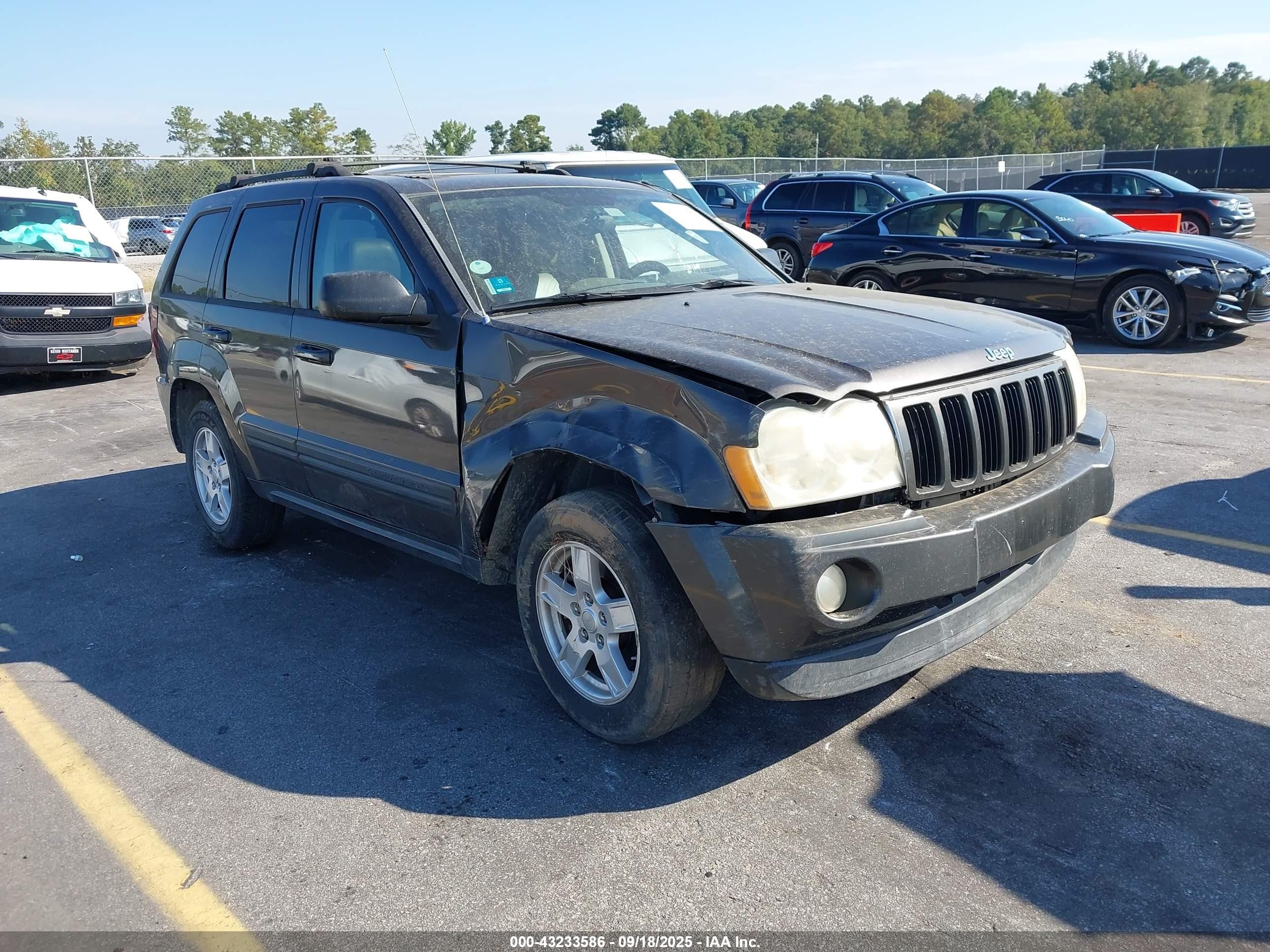 2006 Jeep Grand Cherokee Laredo Серый vin: 1J8GS48K46C143233