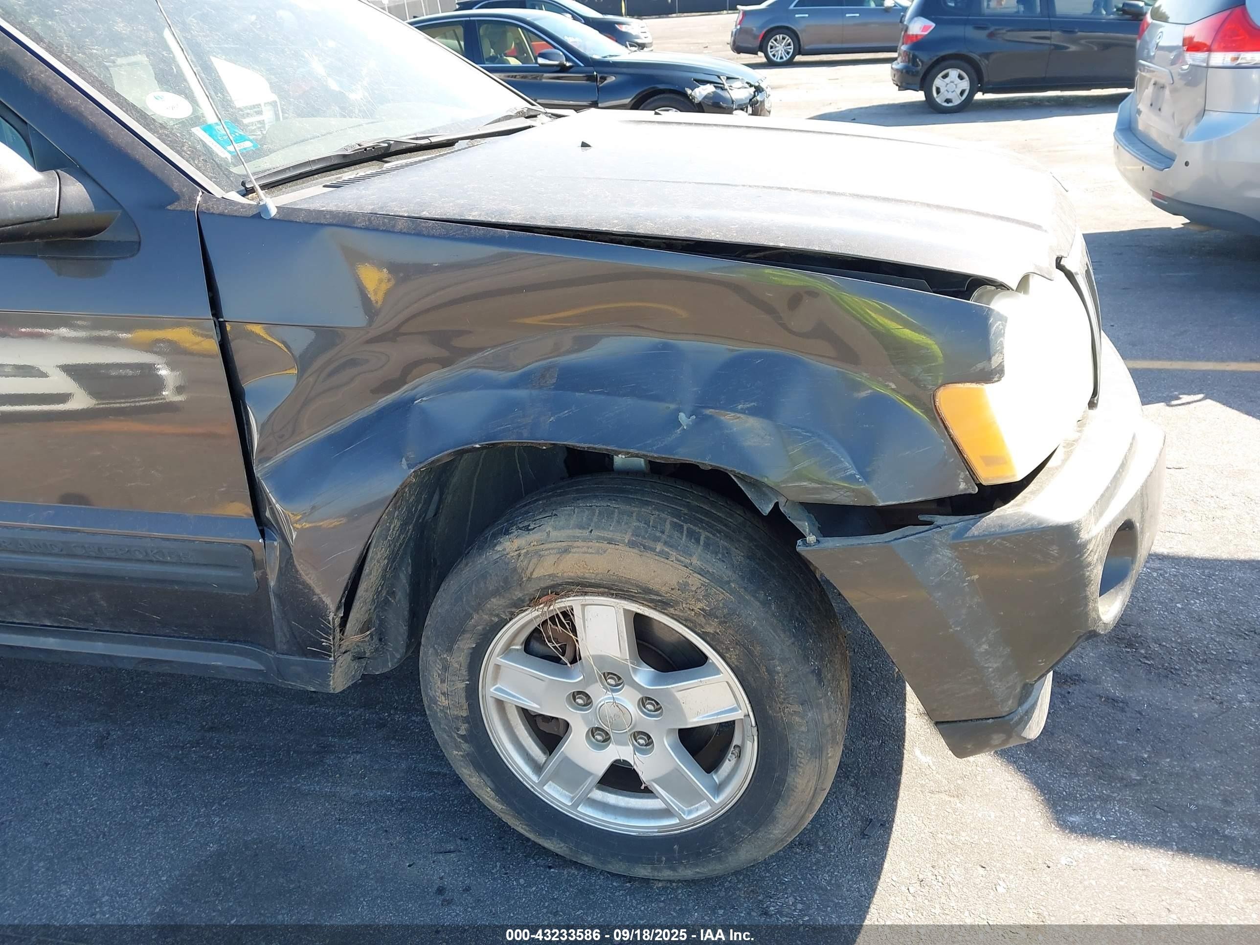 2006 Jeep Grand Cherokee Laredo Серый vin: 1J8GS48K46C143233