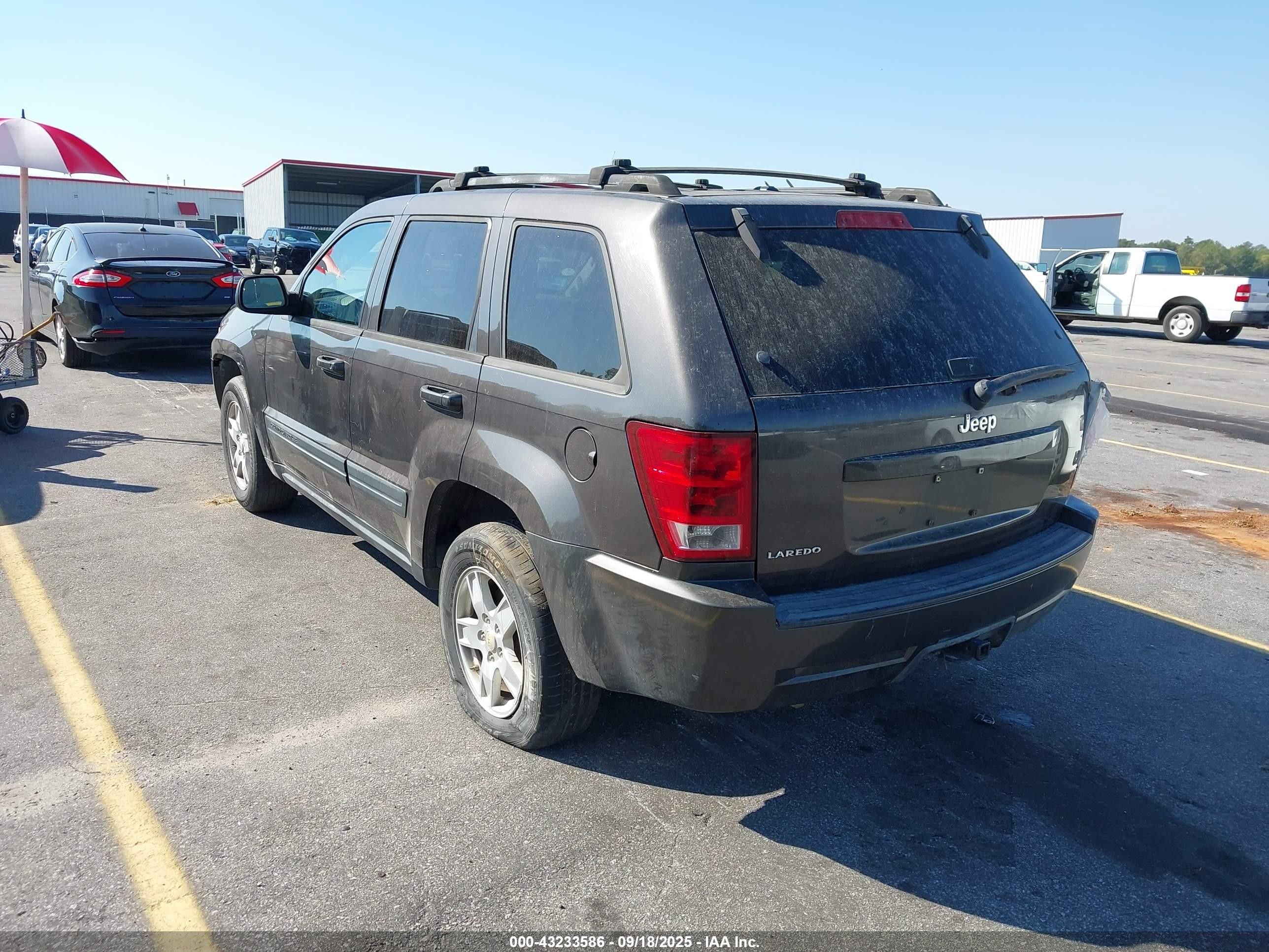 2006 Jeep Grand Cherokee Laredo Серый vin: 1J8GS48K46C143233