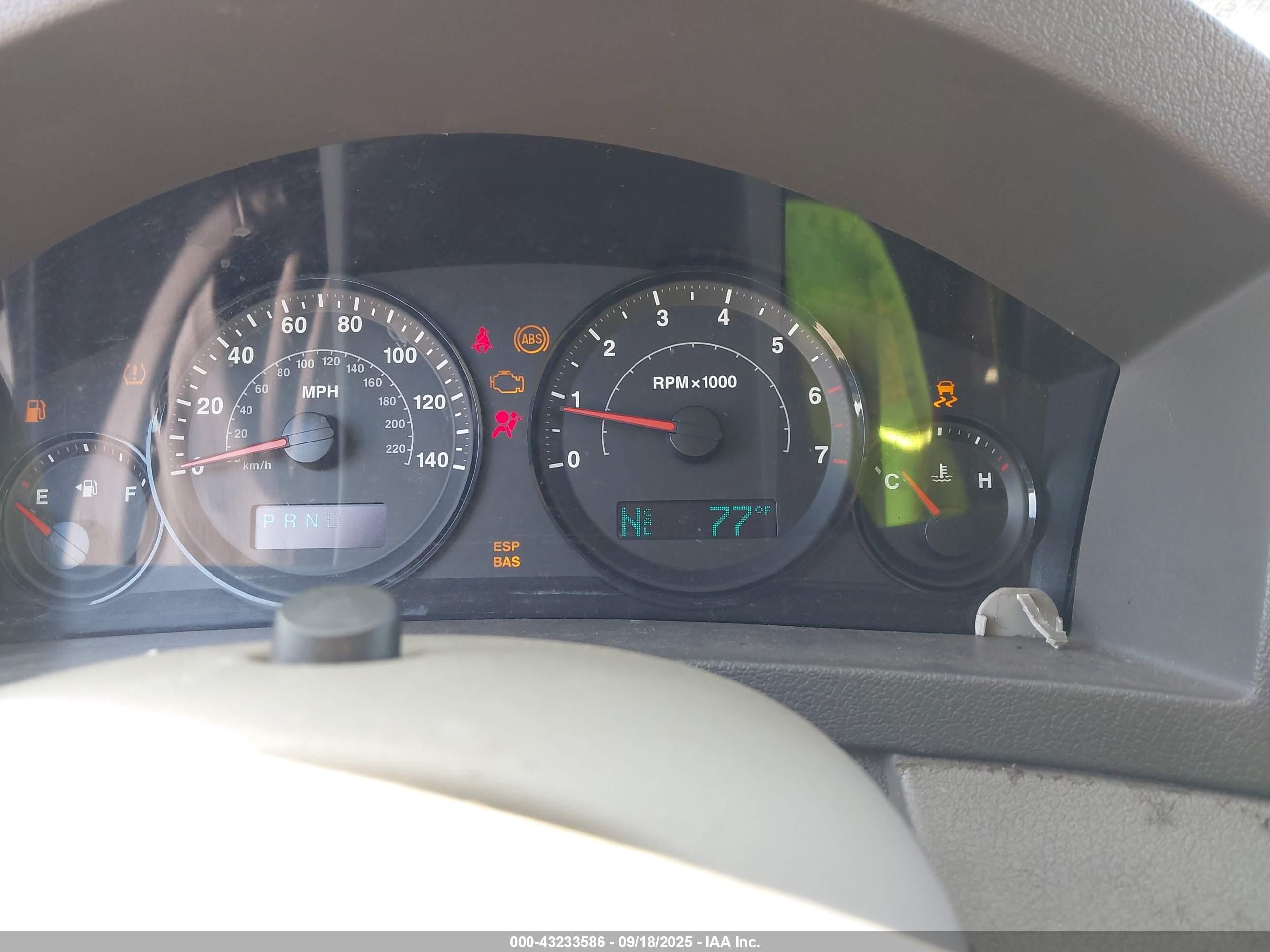 2006 Jeep Grand Cherokee Laredo Серый vin: 1J8GS48K46C143233