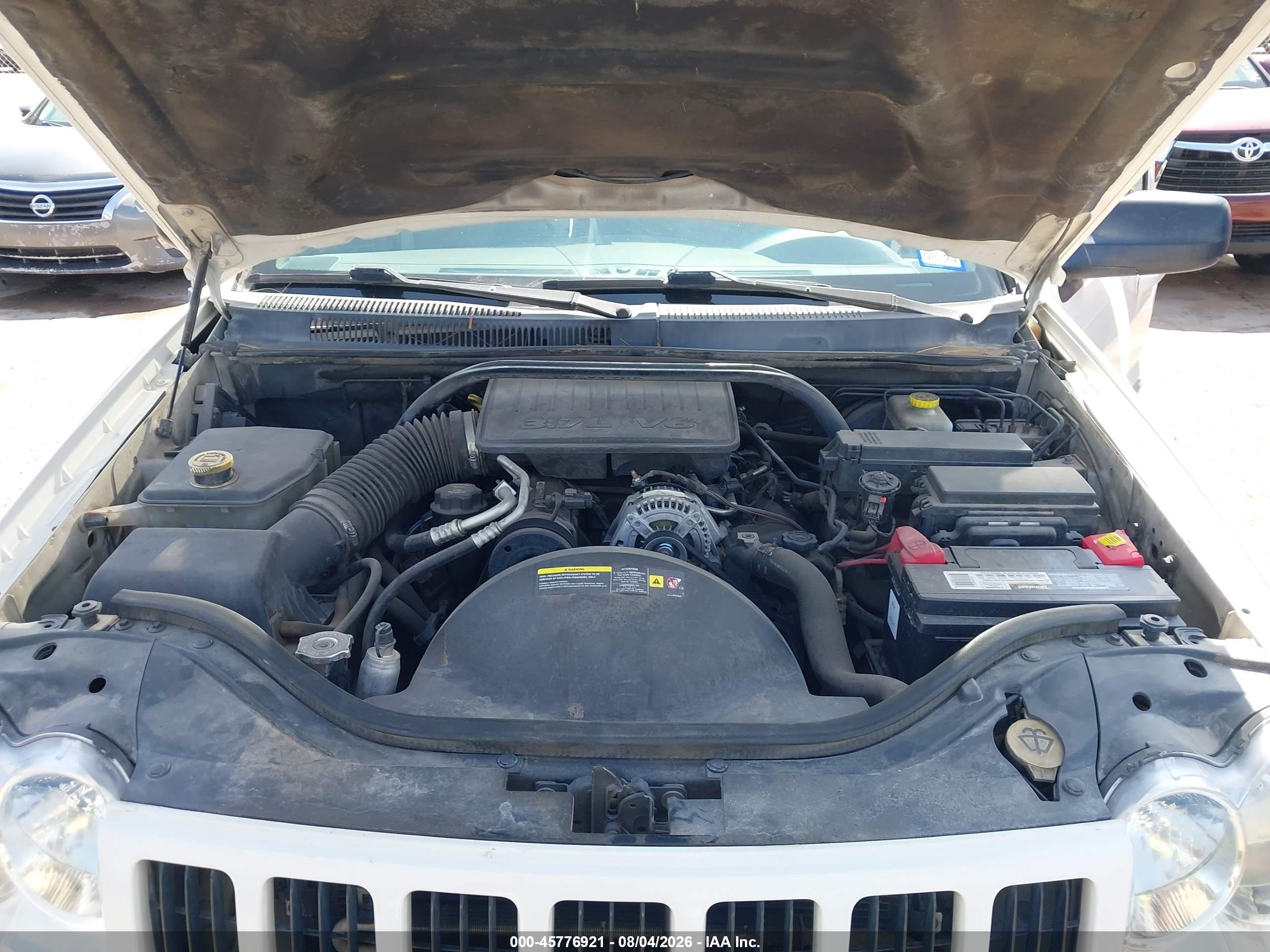 2007 Jeep Grand Cherokee Laredo Белый vin: 1J8GS48K47C516031