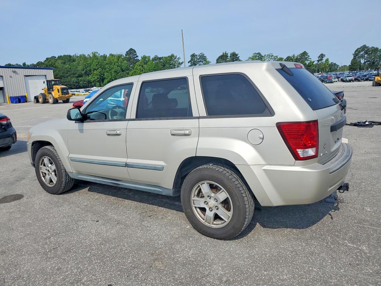 2007 Jeep Grand Cherokee Laredo Gold vin: 1J8GS48K47C678595
