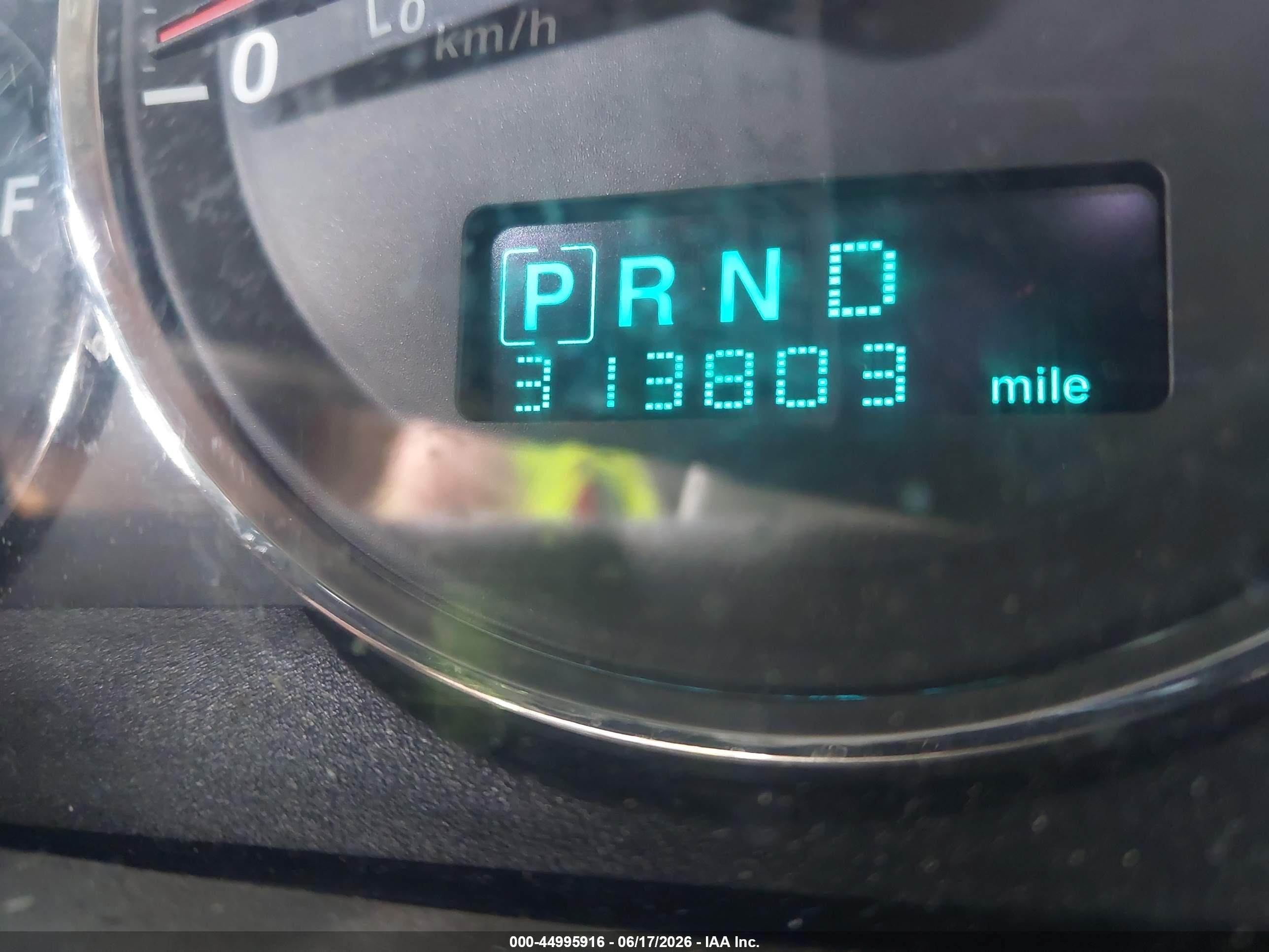 2007 Jeep Grand Cherokee Laredo Red vin: 1J8GS48K47C695736