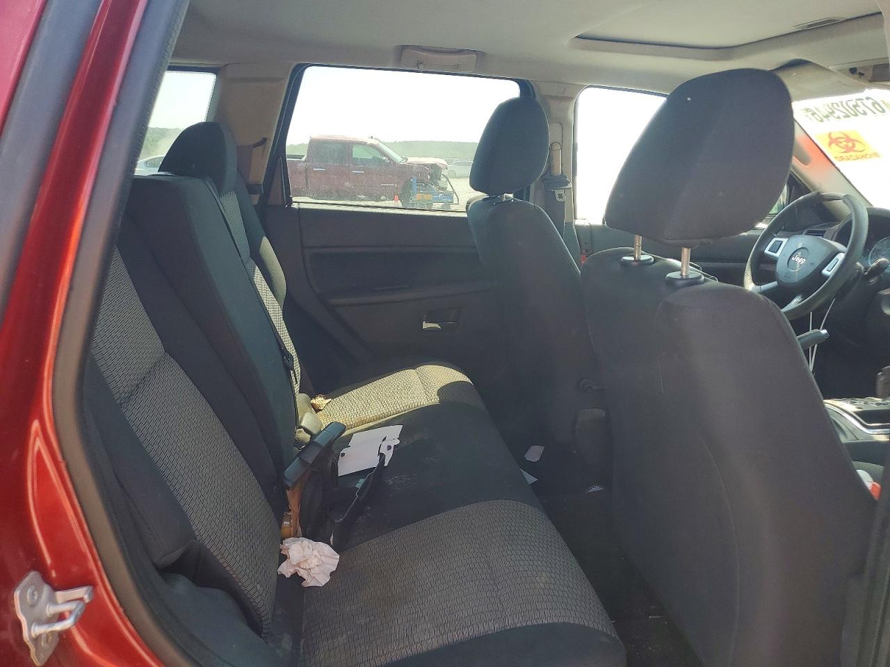 2009 Jeep Grand Cherokee Laredo Red vin: 1J8GS48K49C549940