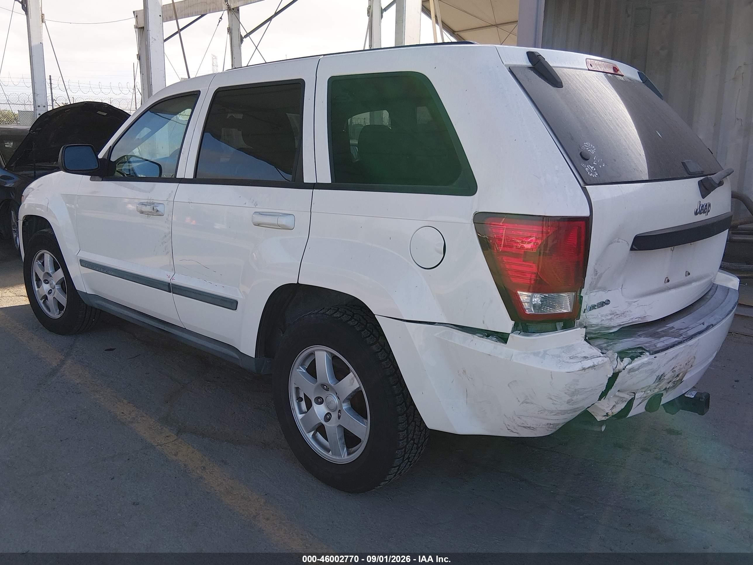 2008 Jeep Grand Cherokee Laredo White vin: 1J8GS48K58C109501