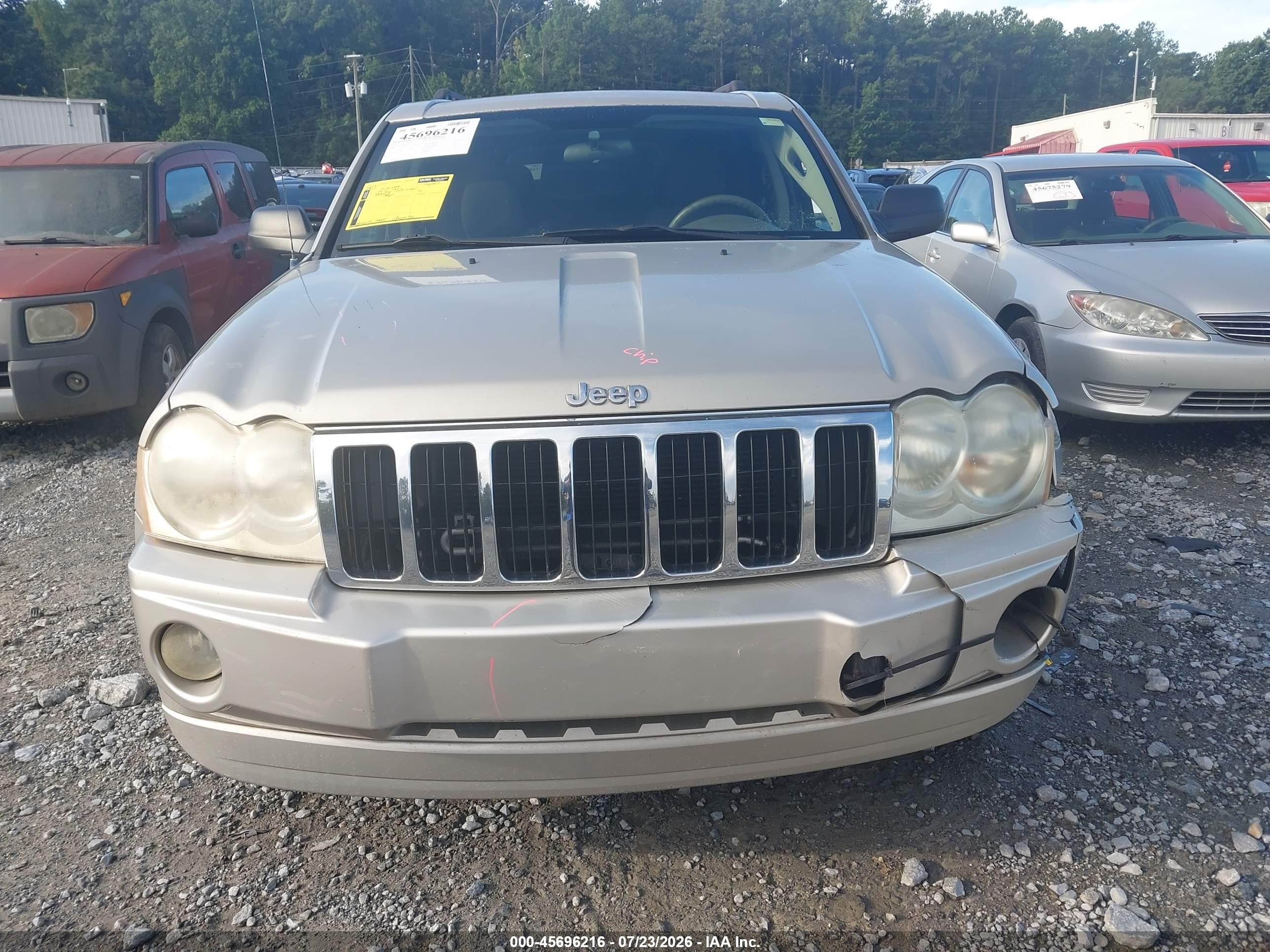 2007 Jeep Grand Cherokee Laredo Серебряный vin: 1J8GS48K67C545434