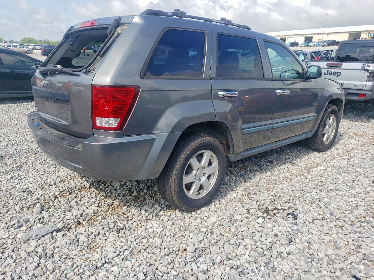 2008 Jeep Grand Cherokee Laredo Gray vin: 1J8GS48K68C168508