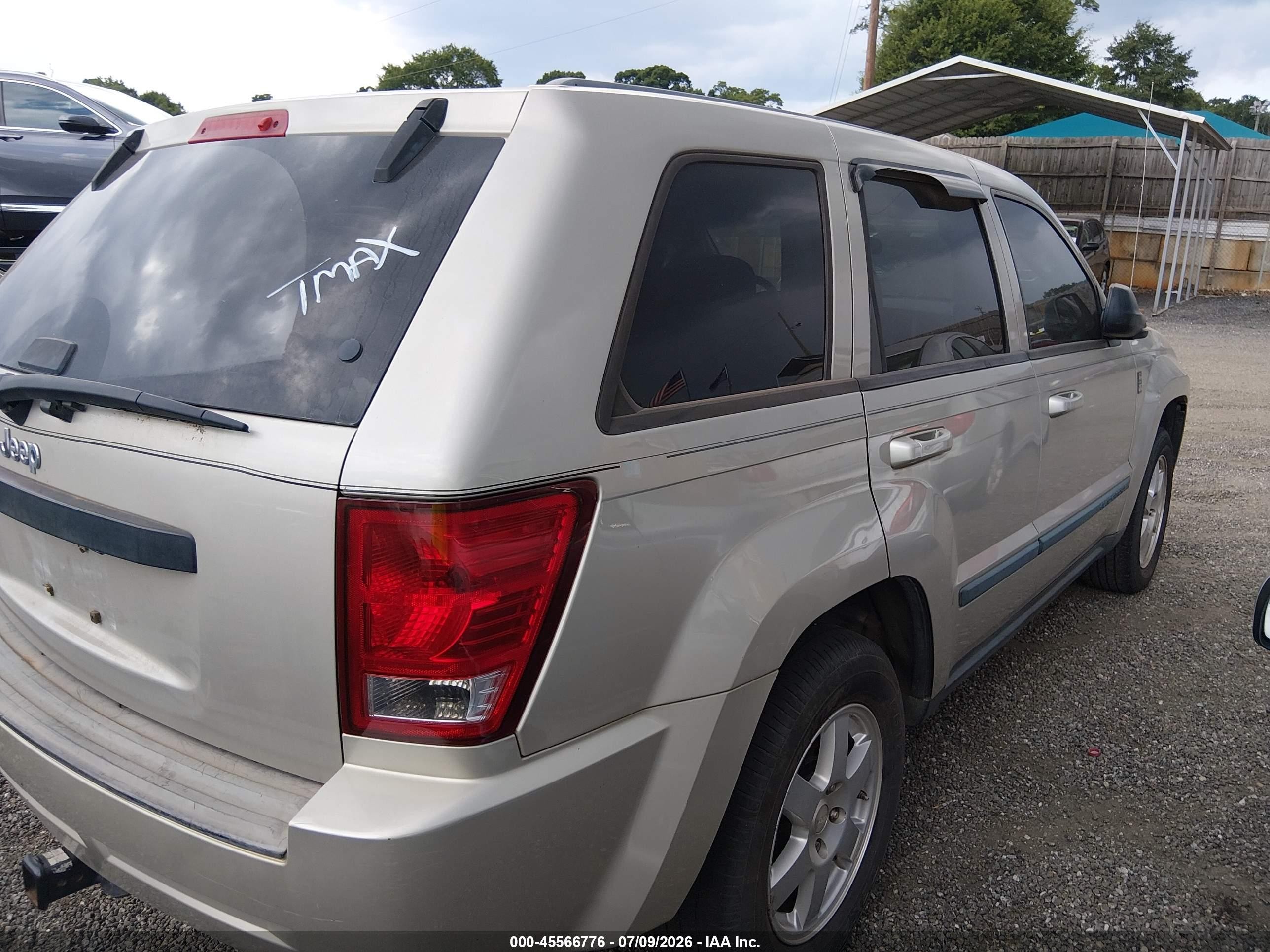 2008 Jeep Grand Cherokee Laredo Beige vin: 1J8GS48K68C182473