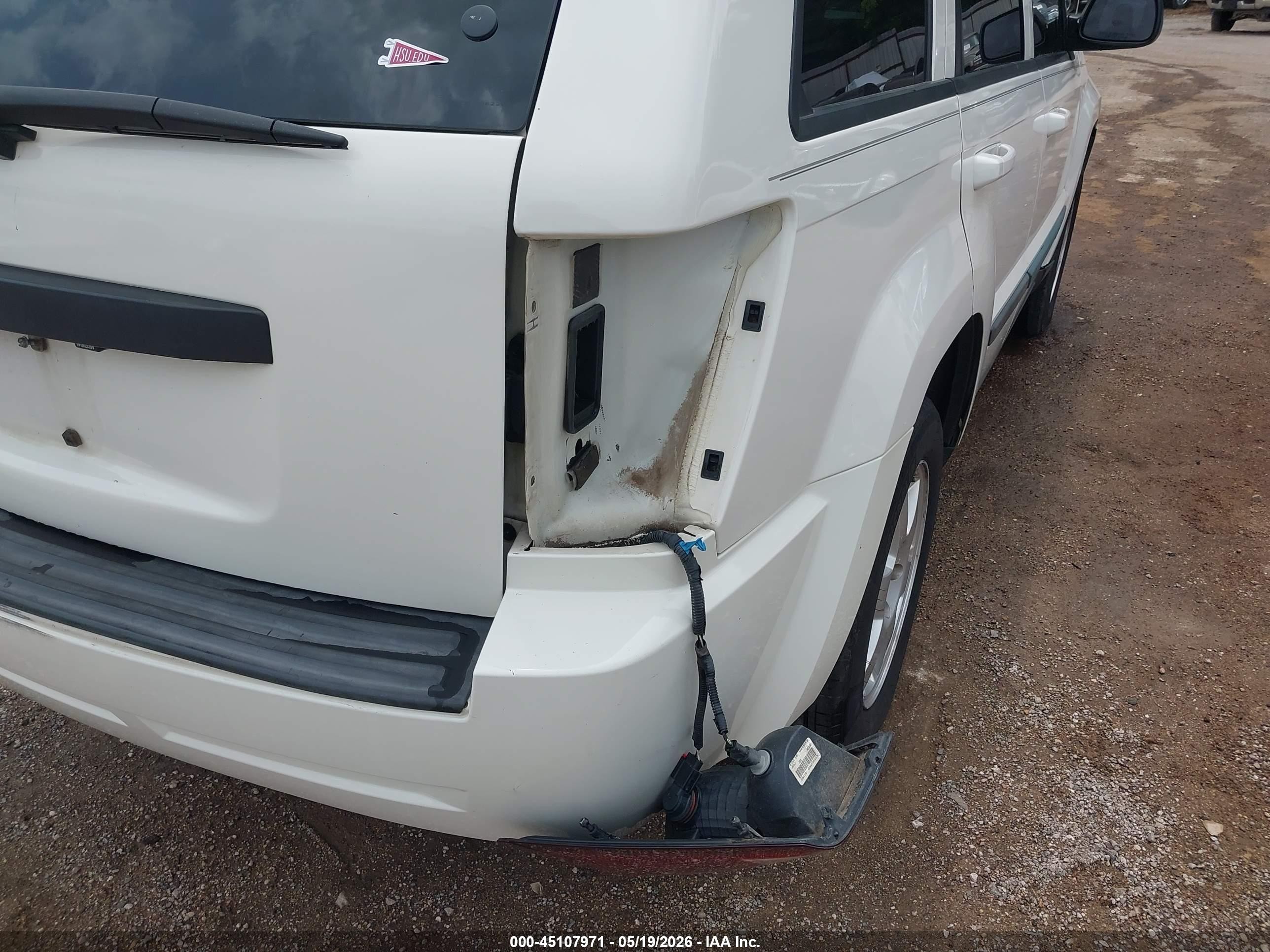 2008 Jeep Grand Cherokee Laredo White vin: 1J8GS48K68C190475