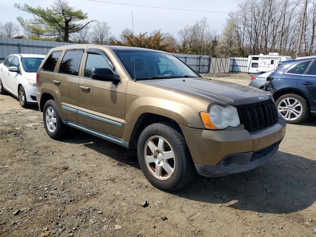 2008 Jeep Grand Cherokee Laredo Желто-коричневый vin: 1J8GS48K68C240808