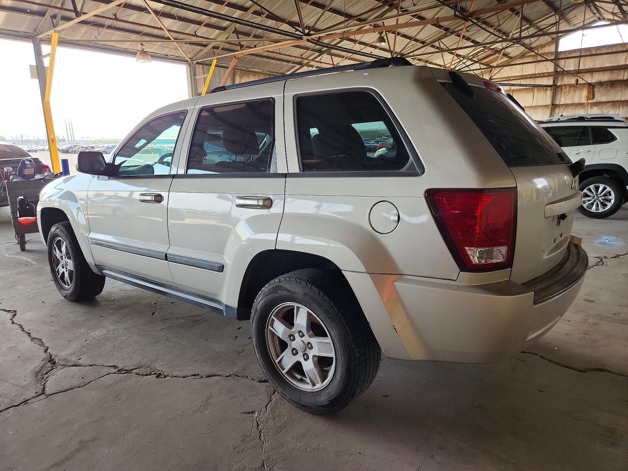 2007 Jeep Grand Cherokee Laredo Cream vin: 1J8GS48K77C560802