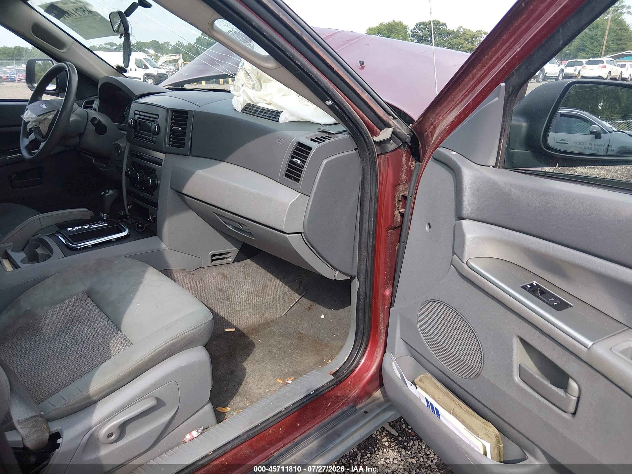 2007 Jeep Grand Cherokee Laredo Красный vin: 1J8GS48K77C591192