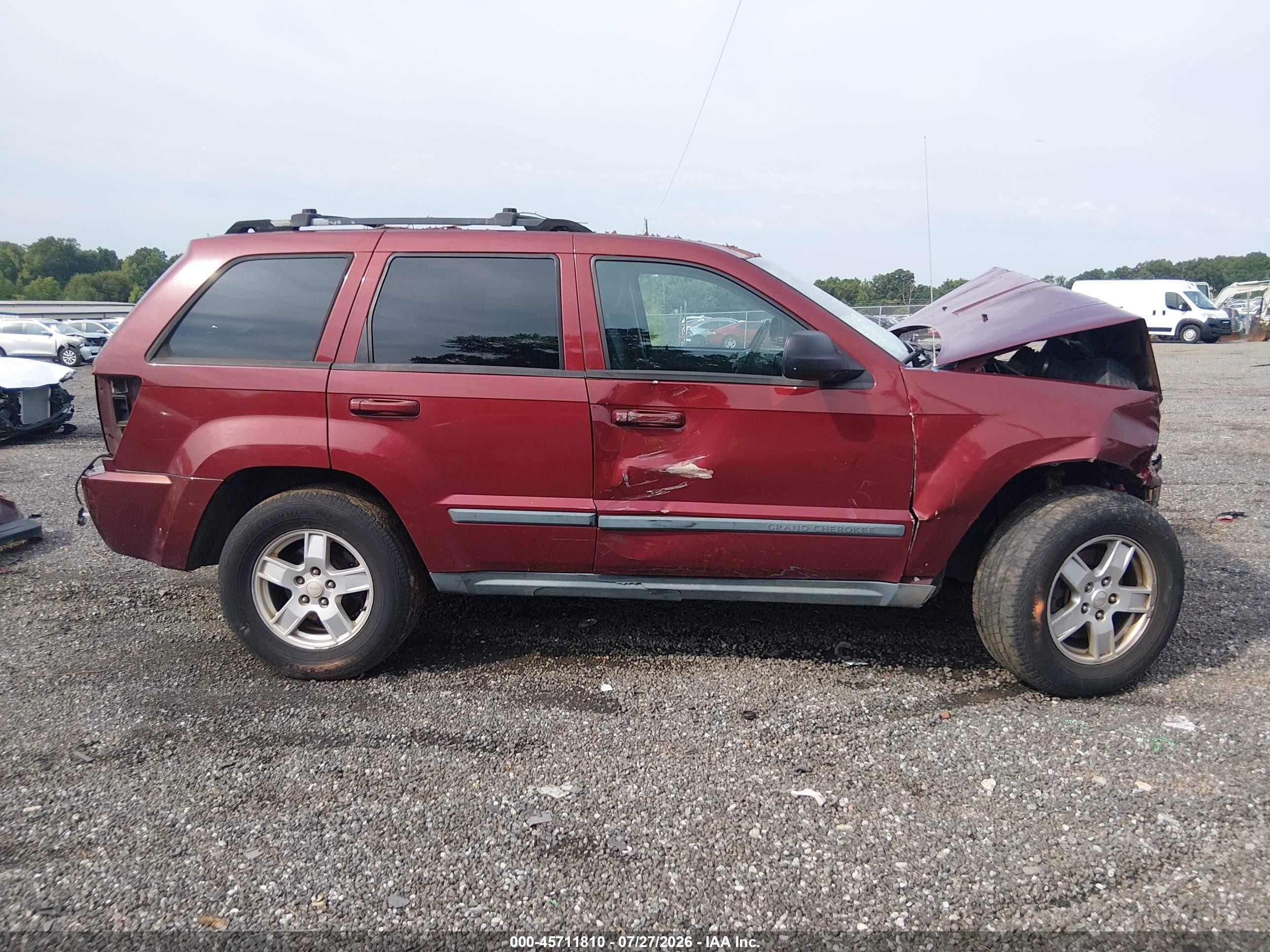 2007 Jeep Grand Cherokee Laredo Красный vin: 1J8GS48K77C591192