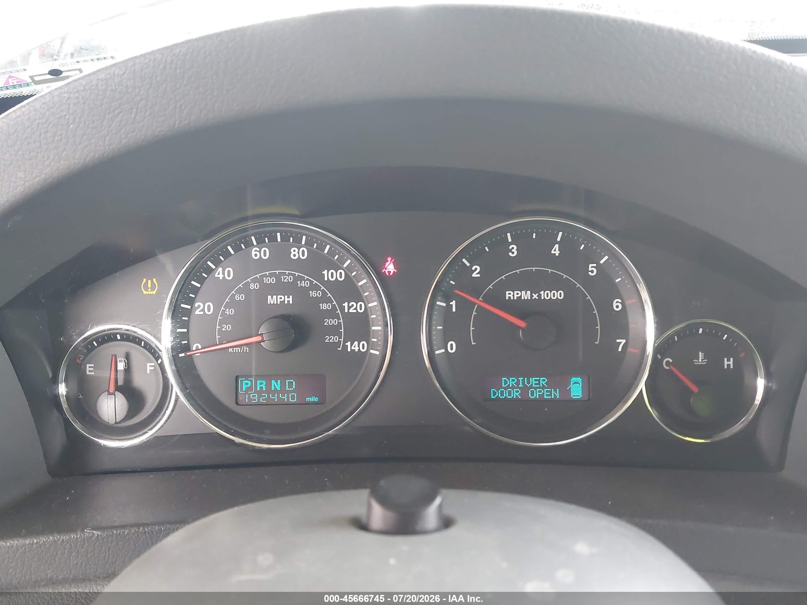 2007 Jeep Grand Cherokee Laredo Silver vin: 1J8GS48K77C646949