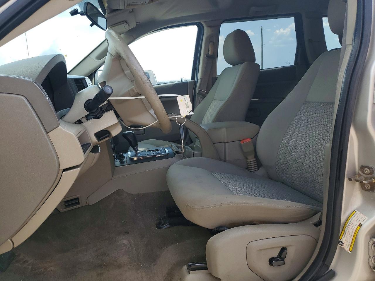 2007 Jeep Grand Cherokee Laredo Cream vin: 1J8GS48K97C656740