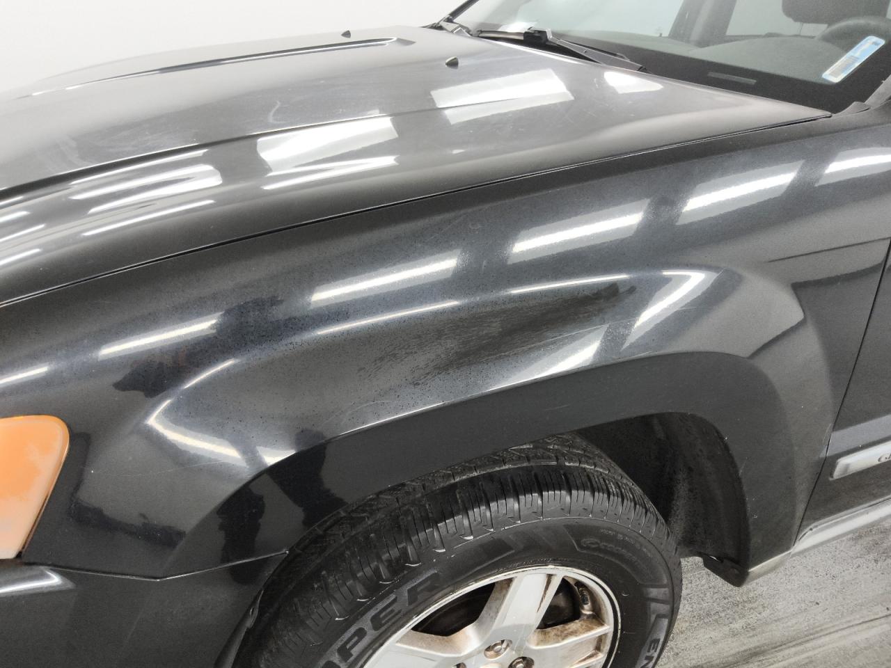 2007 Jeep Grand Cherokee Черный vin: 1J8GS48K97C657693 Damage: Left Front Fender, Heavy Scratch, 9 To 10 Inches