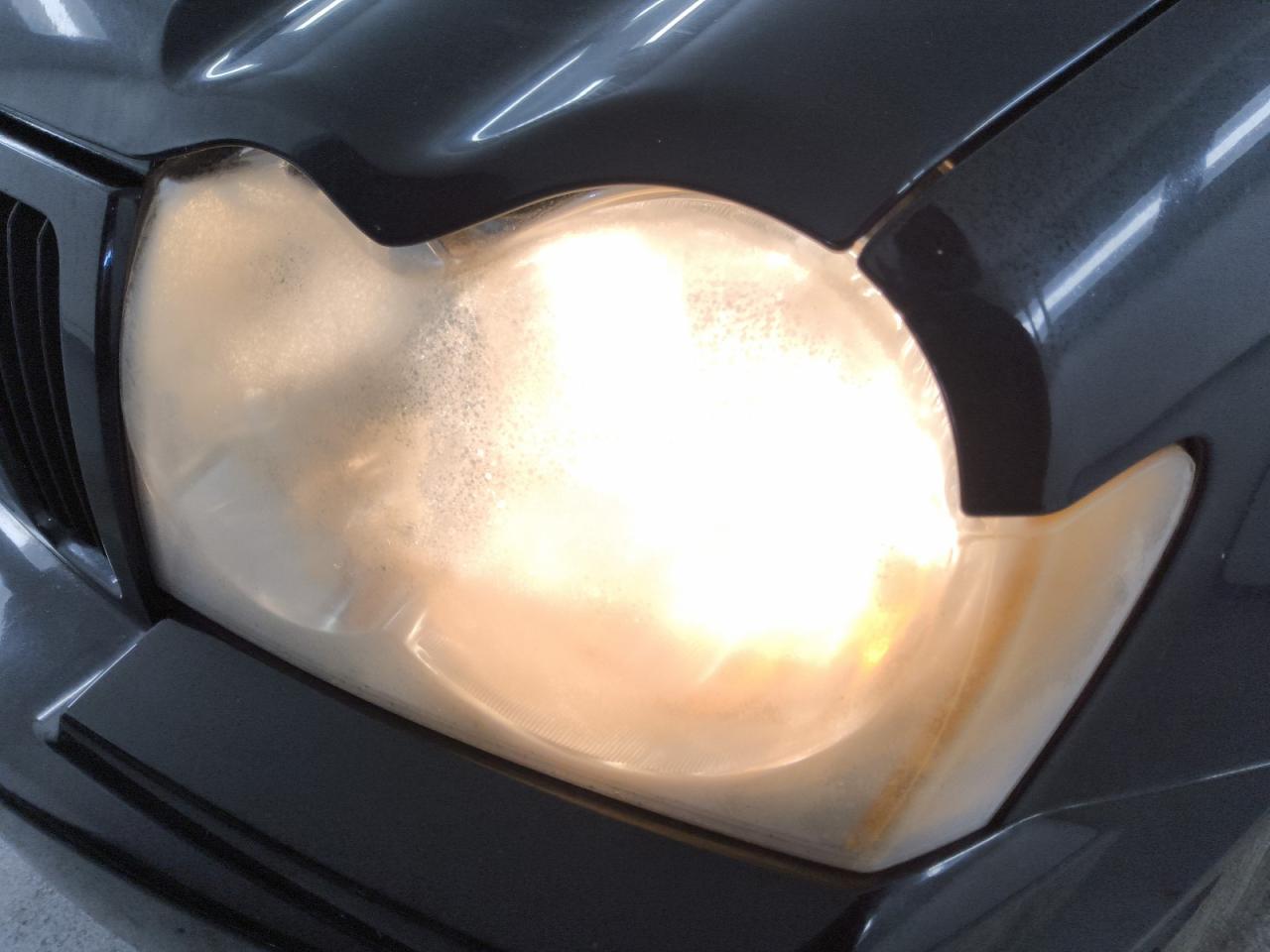 2007 Jeep Grand Cherokee Черный vin: 1J8GS48K97C657693 Damage: Left Head Lamp, Faded, Repair Required