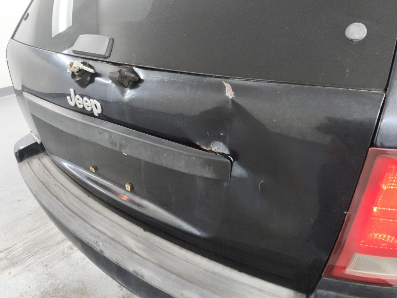 2007 Jeep Grand Cherokee Черный vin: 1J8GS48K97C657693 Damage: Rear Wiper, Broken, Replacement Required