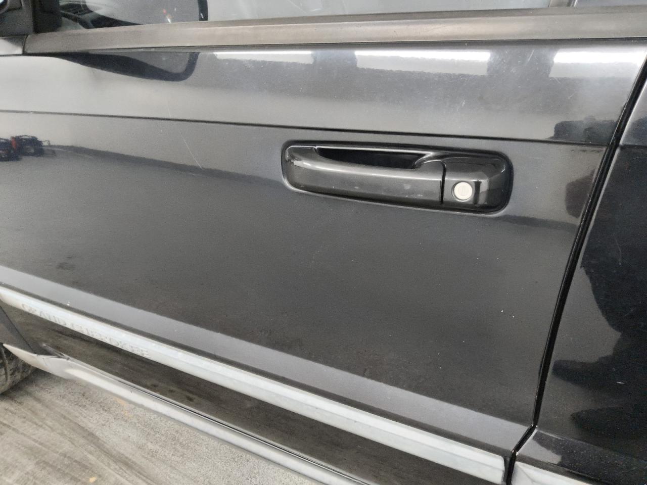 2007 Jeep Grand Cherokee Черный vin: 1J8GS48K97C657693 Damage: Left Front Door, Heavy Scratch, 1 To 2 Inches