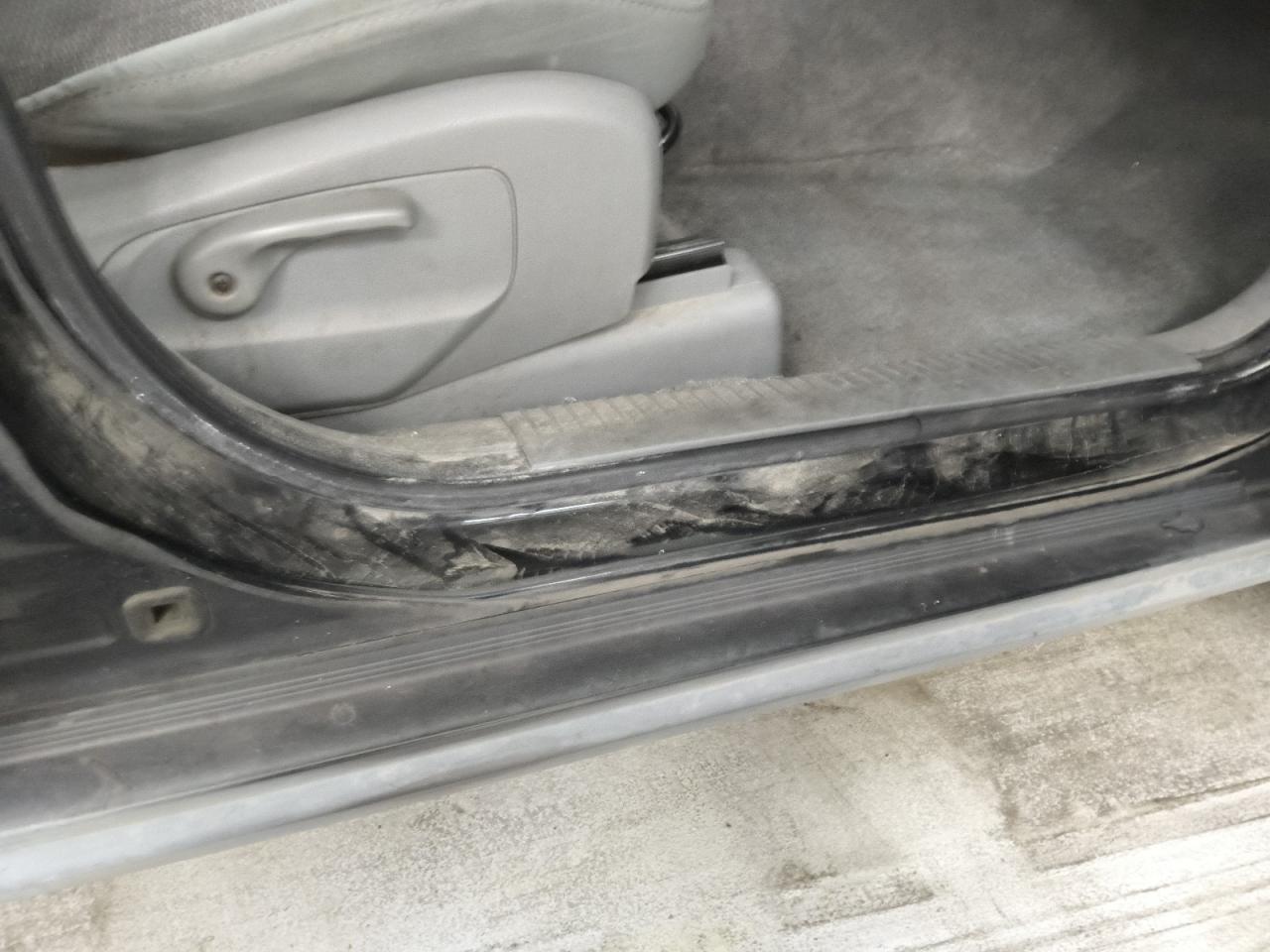 2007 Jeep Grand Cherokee Черный vin: 1J8GS48K97C657693 Damage: Right Rocker Panel, Heavy Scratch, 1 To 2 Inches
