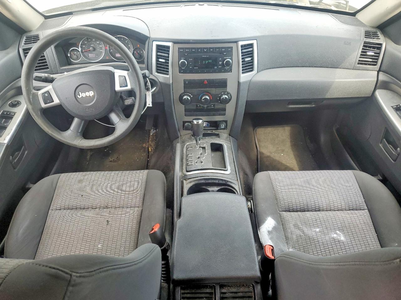 2008 Jeep Grand Cherokee Laredo Золотой vin: 1J8GS48K98C230208