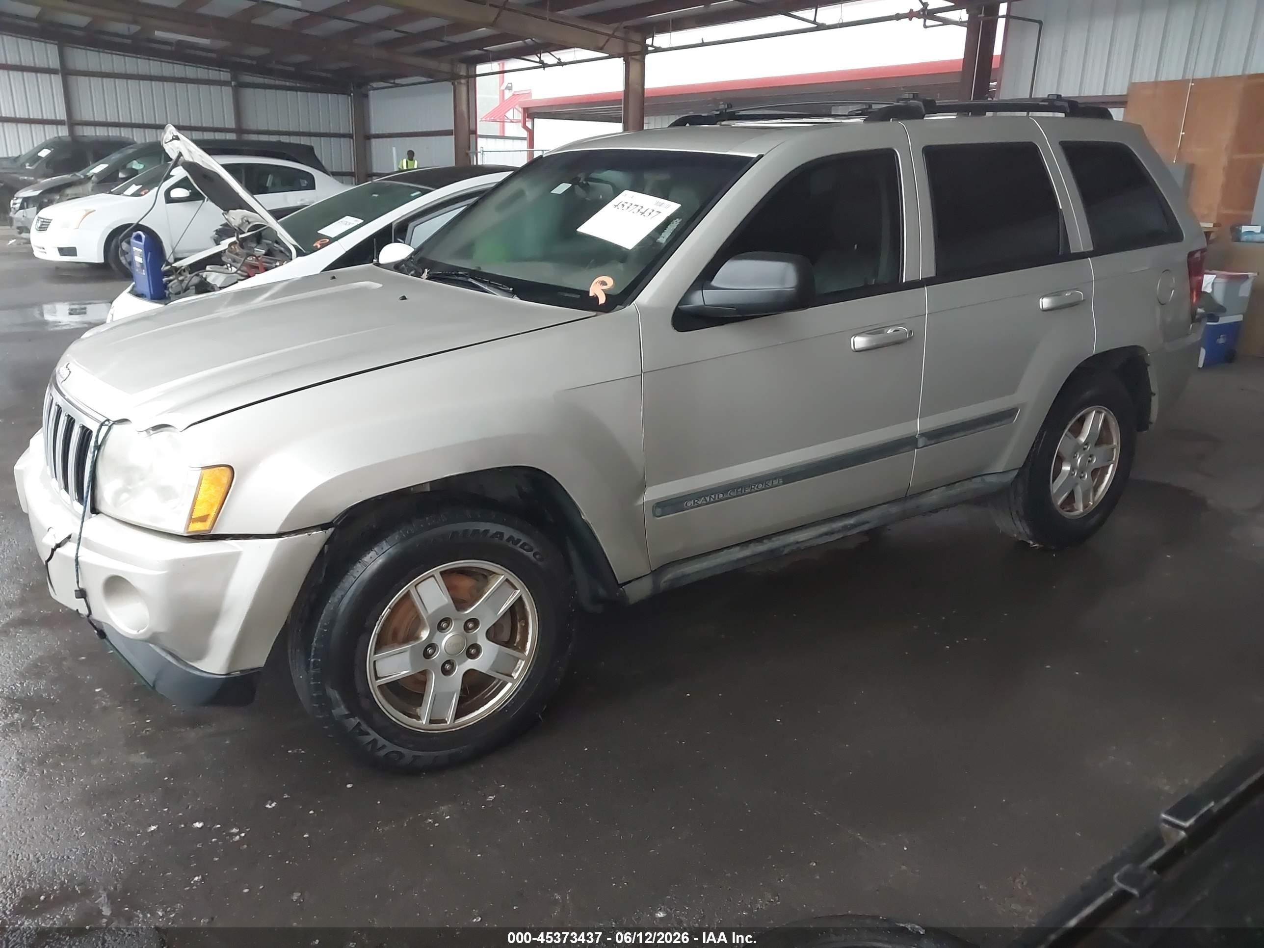 2007 Jeep Grand Cherokee Laredo Tan vin: 1J8GS48KX7C572863