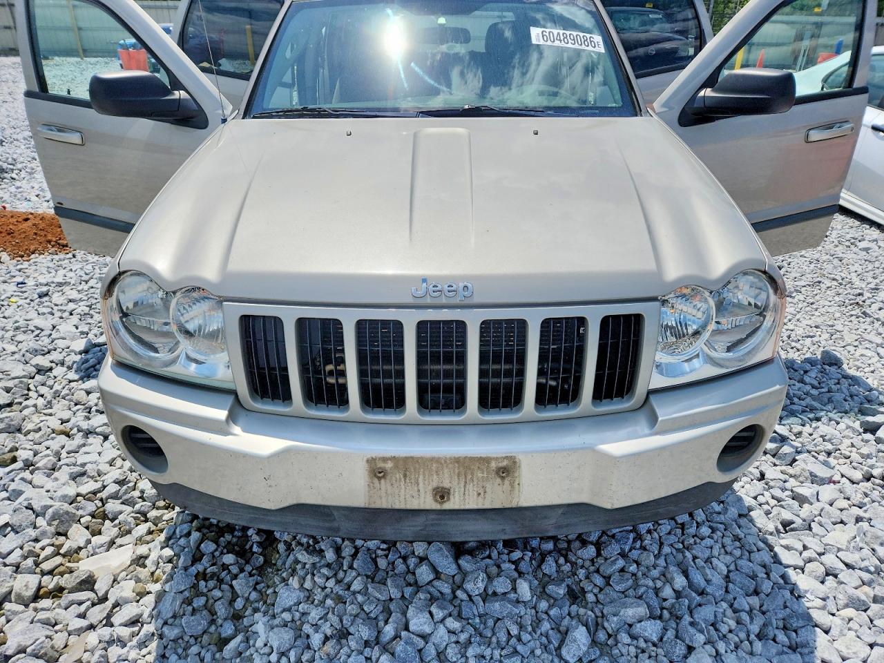 2007 Jeep Grand Cherokee Laredo Beige vin: 1J8GS48KX7C615940