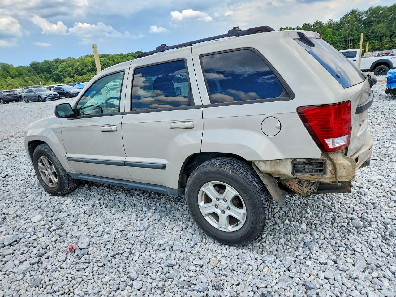 2007 Jeep Grand Cherokee Laredo Beige vin: 1J8GS48KX7C615940