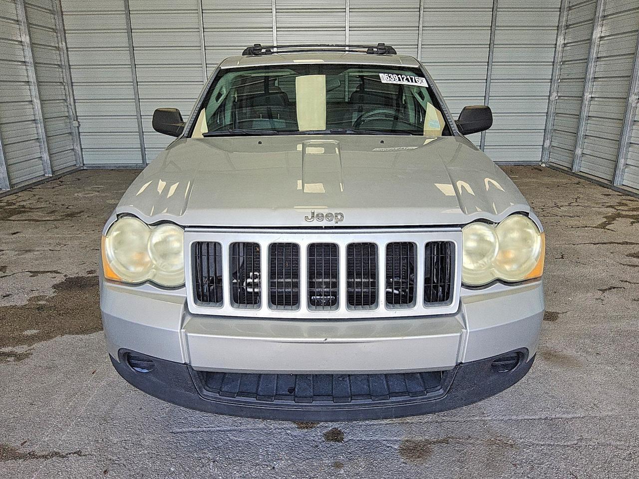 2009 Jeep Grand Cherokee Laredo Silver vin: 1J8GS48KX9C521110
