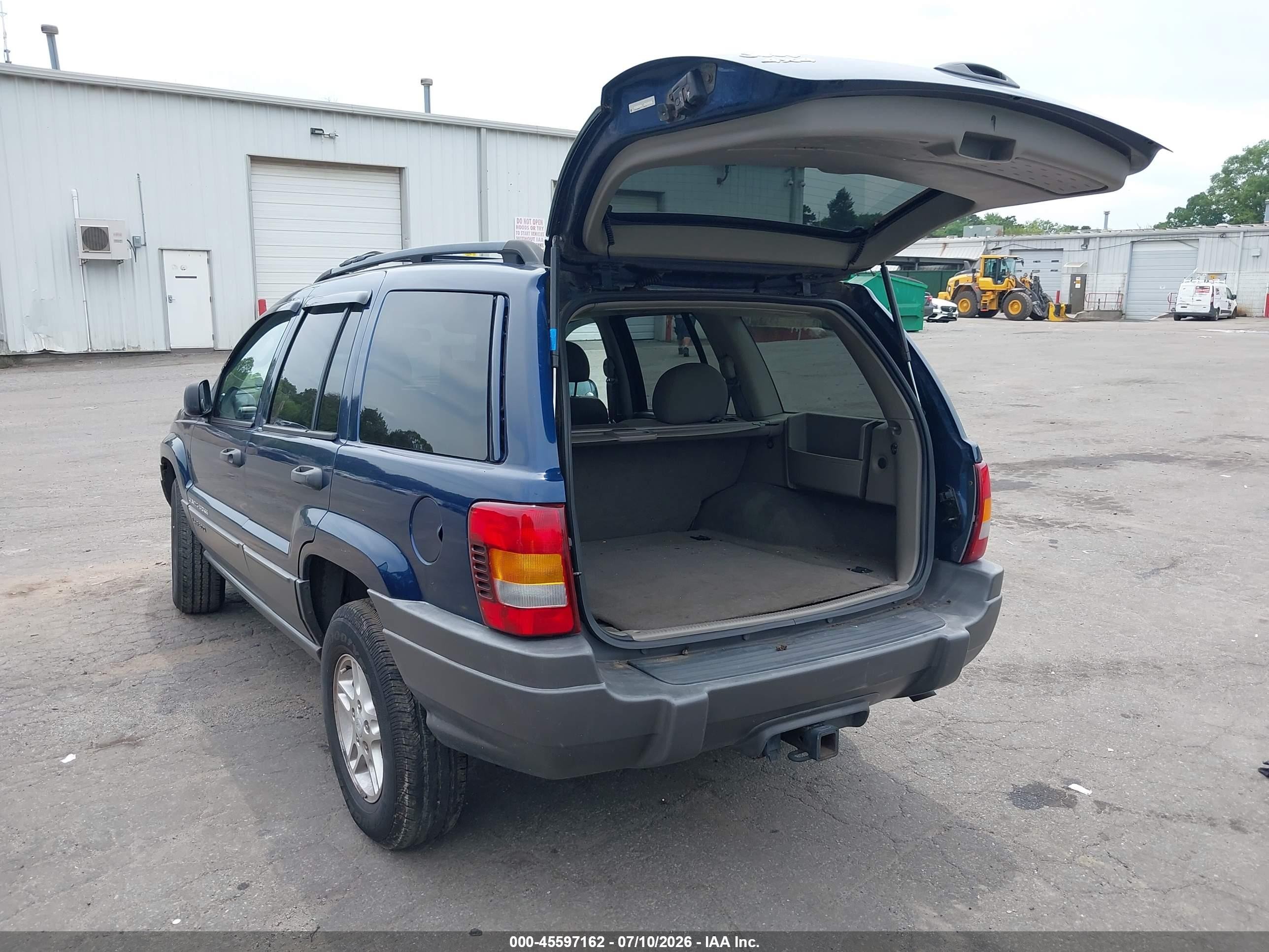 2002 Jeep Grand Cherokee Laredo Blue vin: 1J8GW48N52C197245