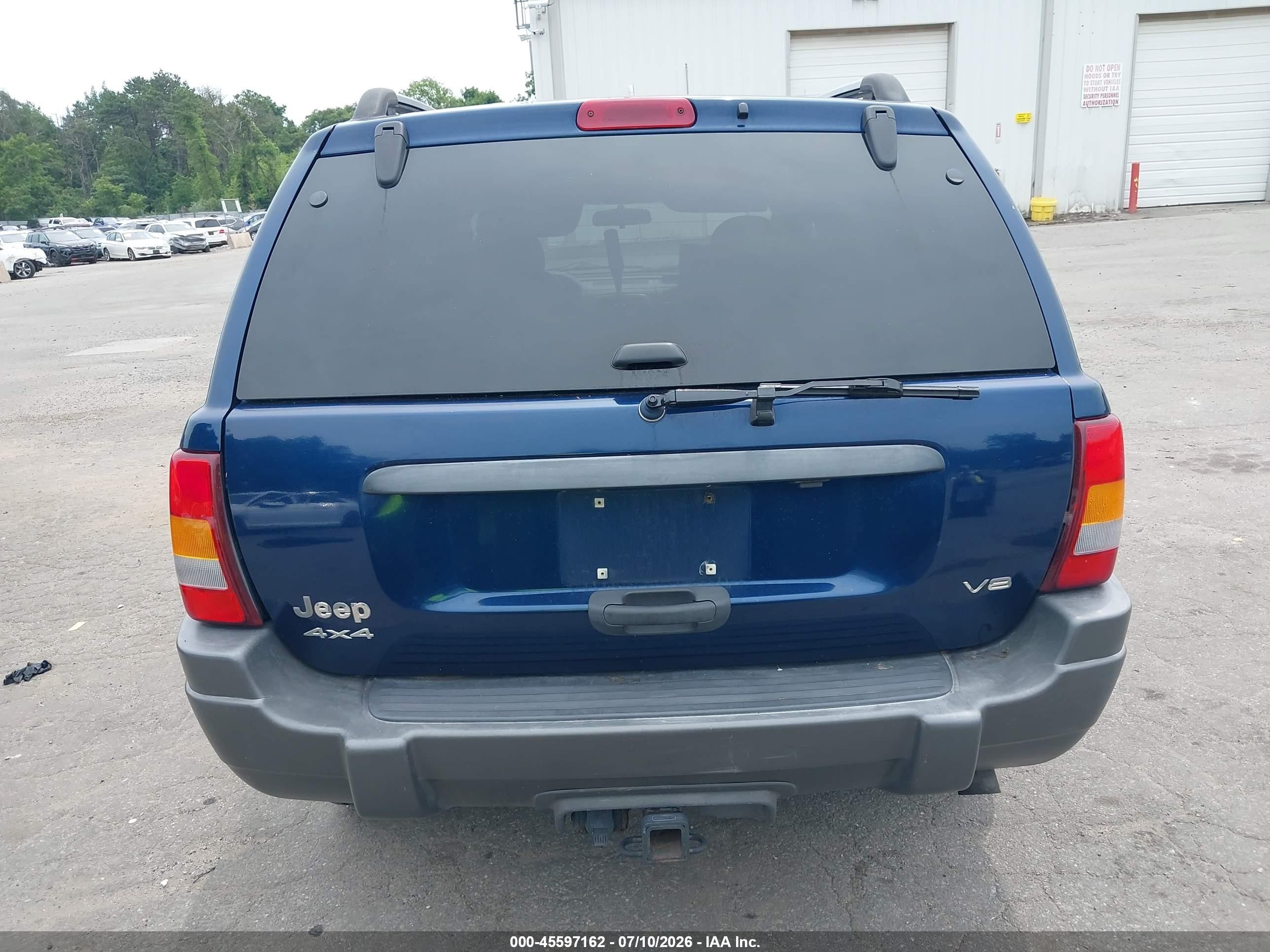 2002 Jeep Grand Cherokee Laredo Blue vin: 1J8GW48N52C197245